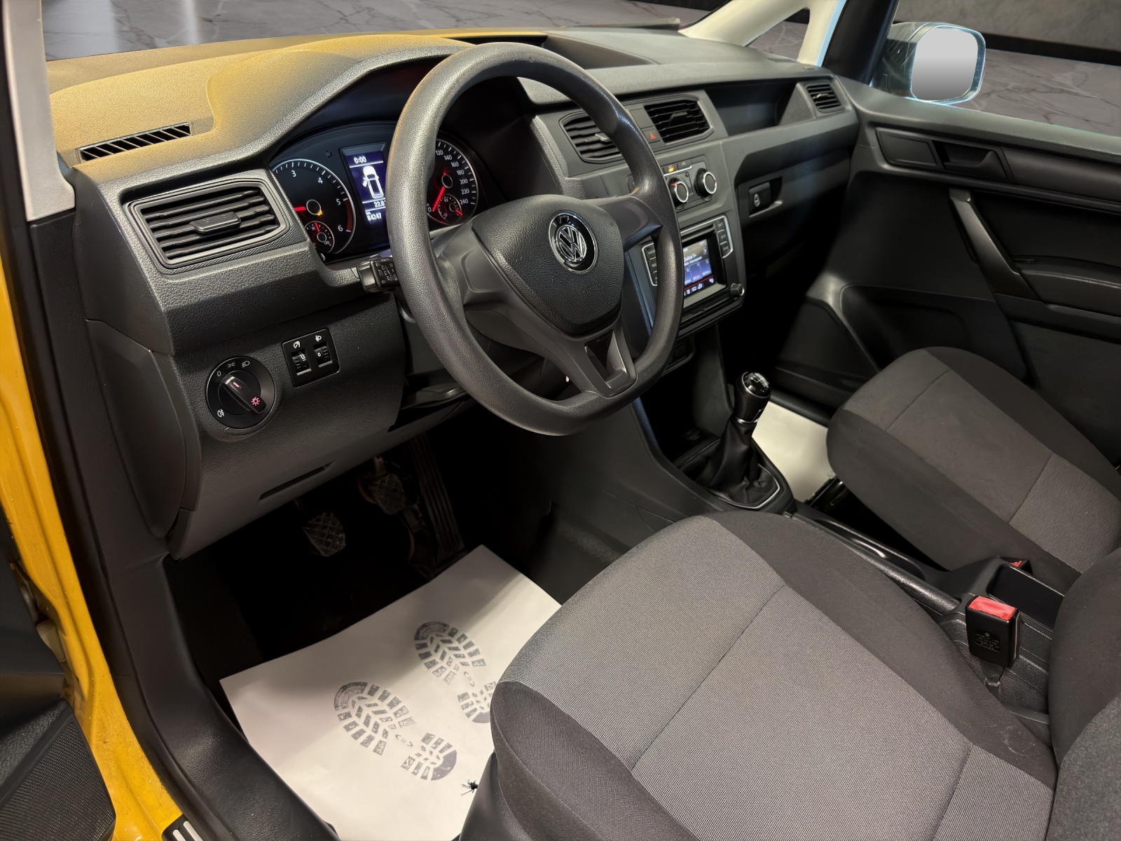 VW Caddy Maxi 2.0TDI BlueMotion Technology 4Motion-image-6