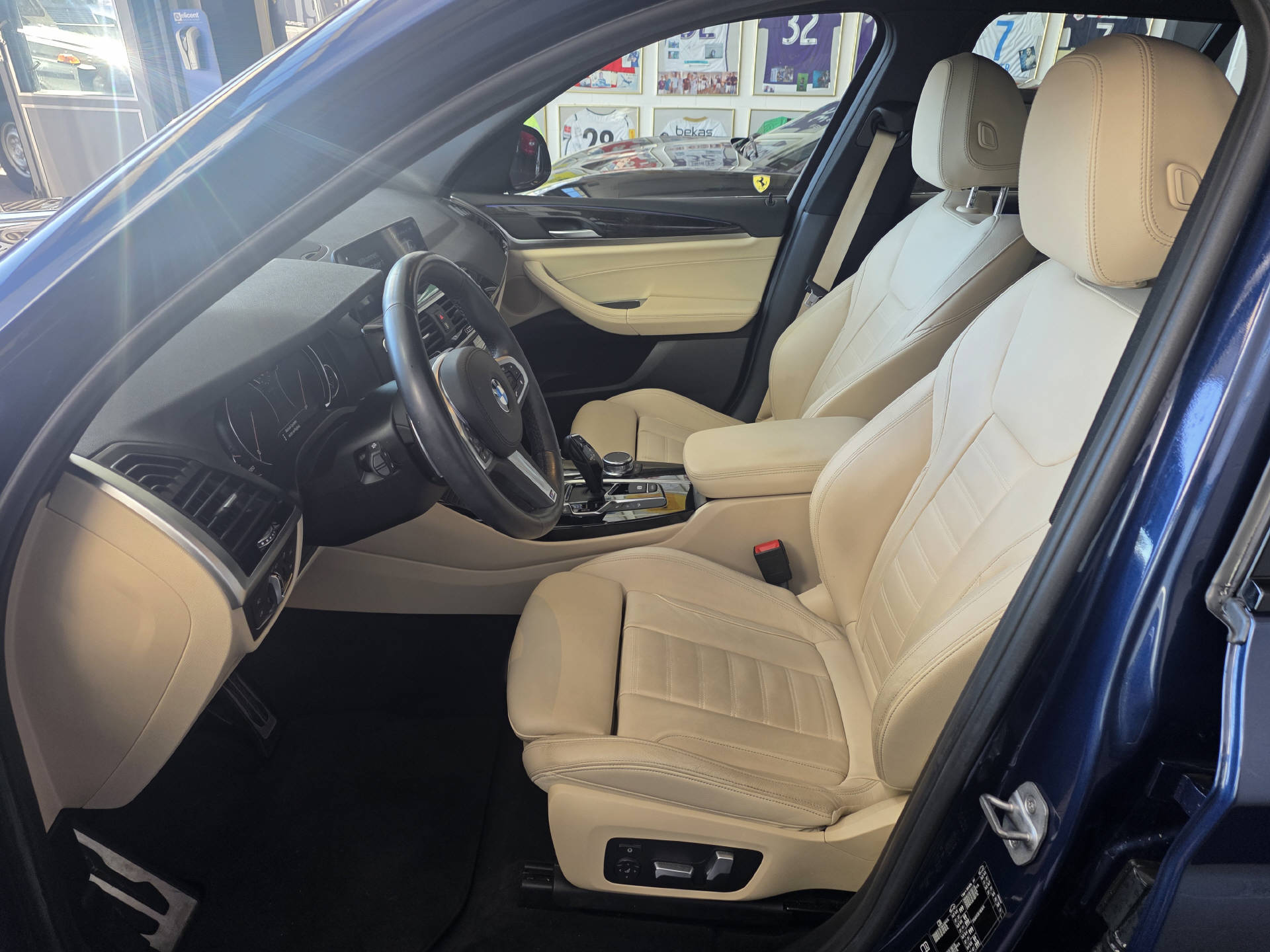 BMW X3 30d xDrive SAG-image-9