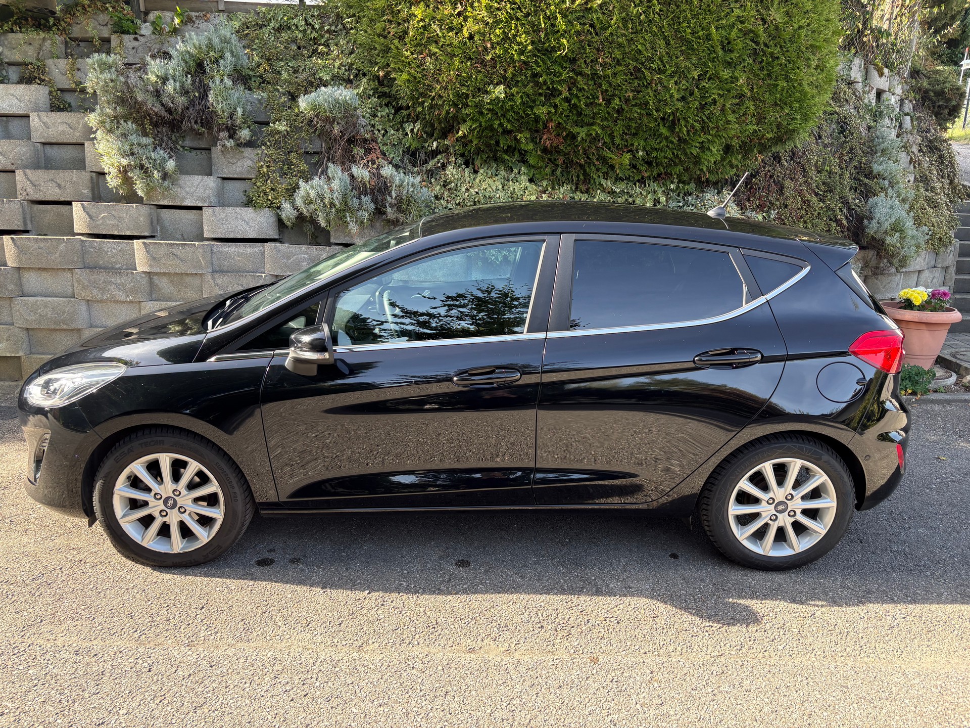 FORD 1.0 EcoB Titanium-image-2