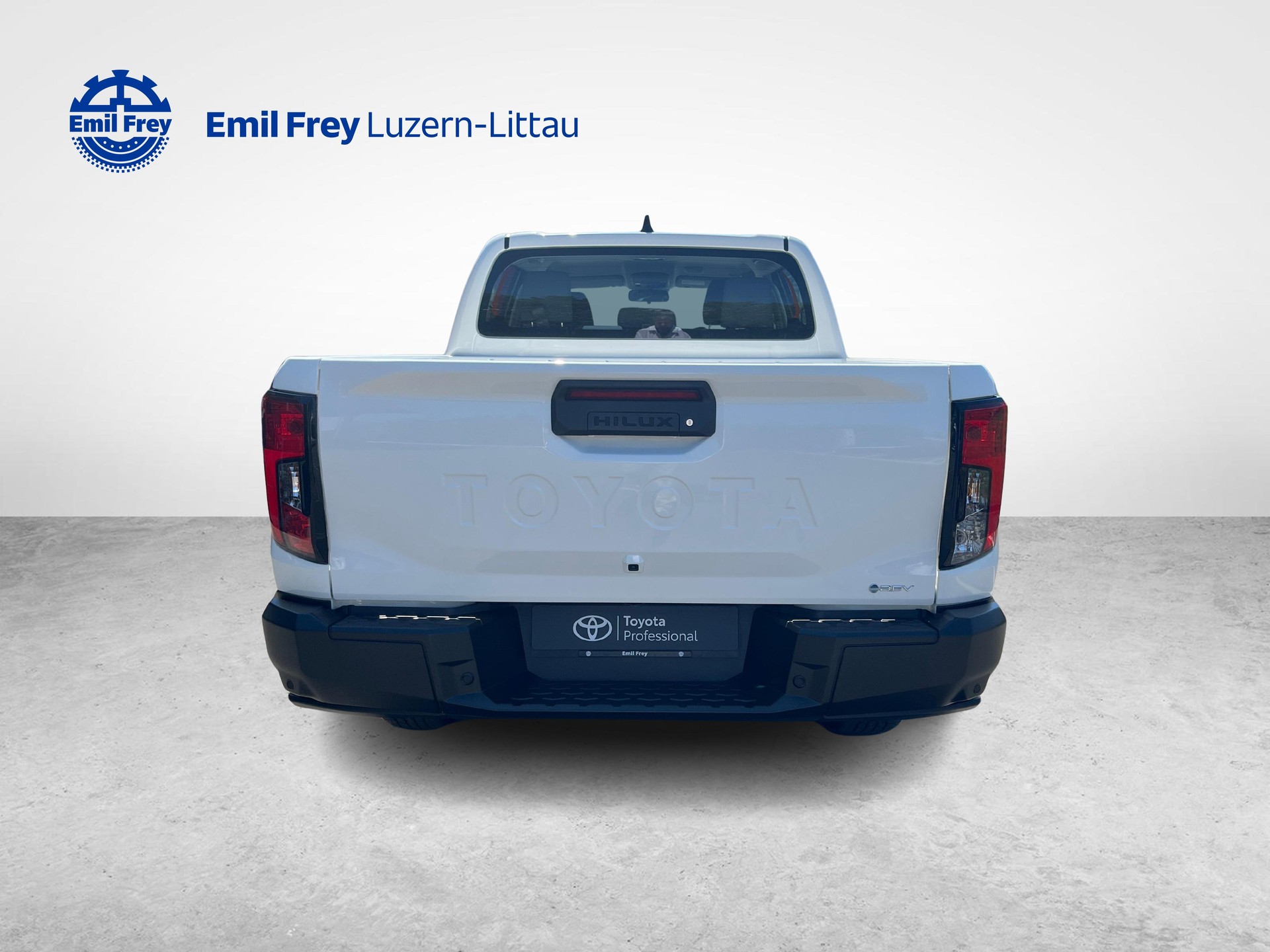 TOYOTA Hilux Double Cab.-Pick-up 59KWh Comfort-image-3
