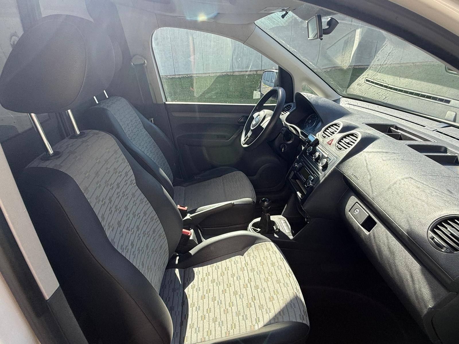 VW Caddy Maxi 2.0 EcoFuel-image-9