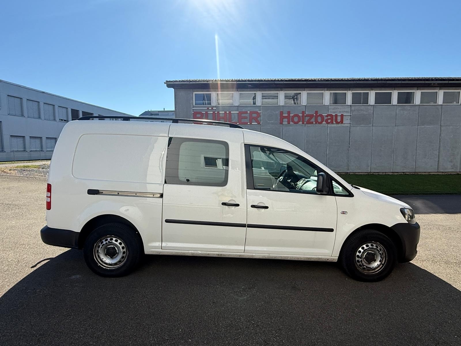 VW Caddy Maxi 2.0 EcoFuel-image-3