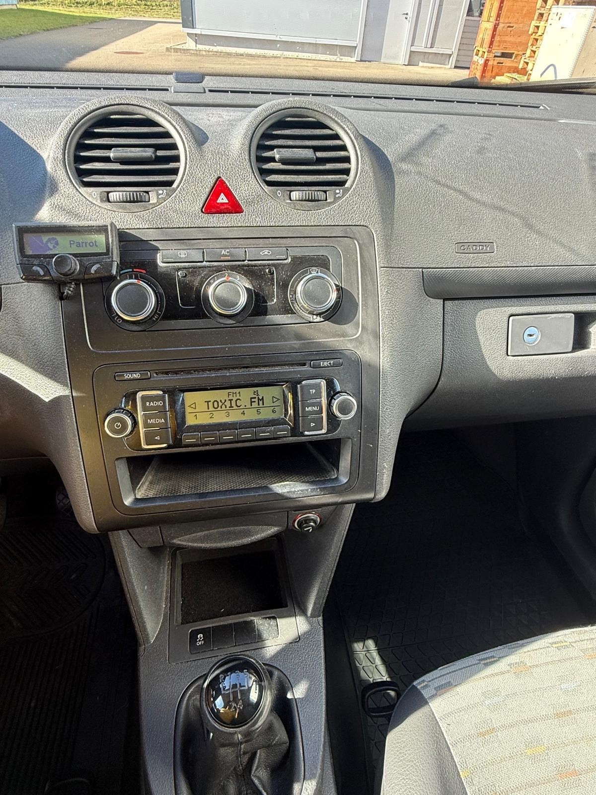 VW Caddy Maxi 2.0 EcoFuel-image-11