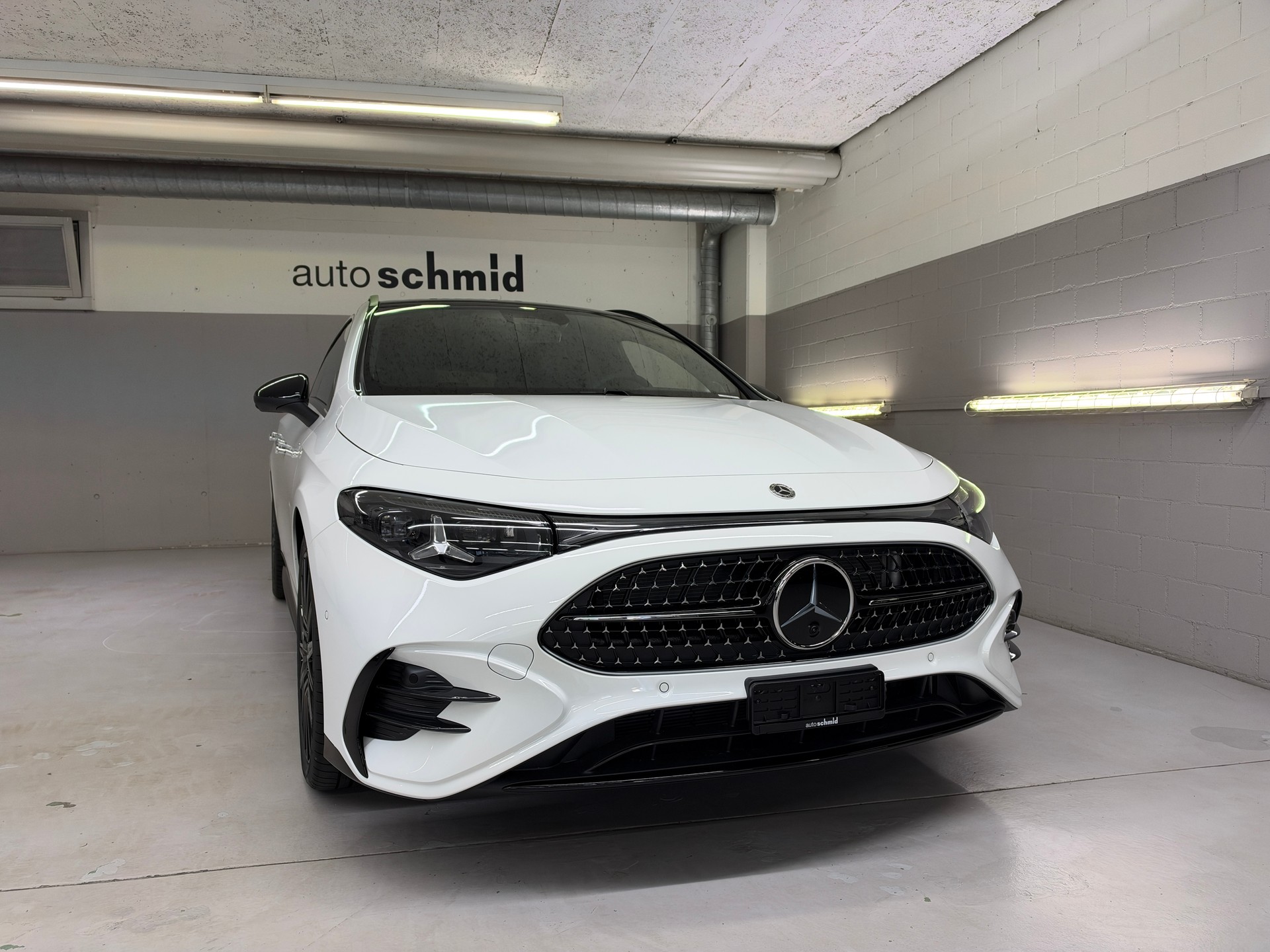 MERCEDES-BENZ CLA Shooting Brake 220 4Matic-image-1