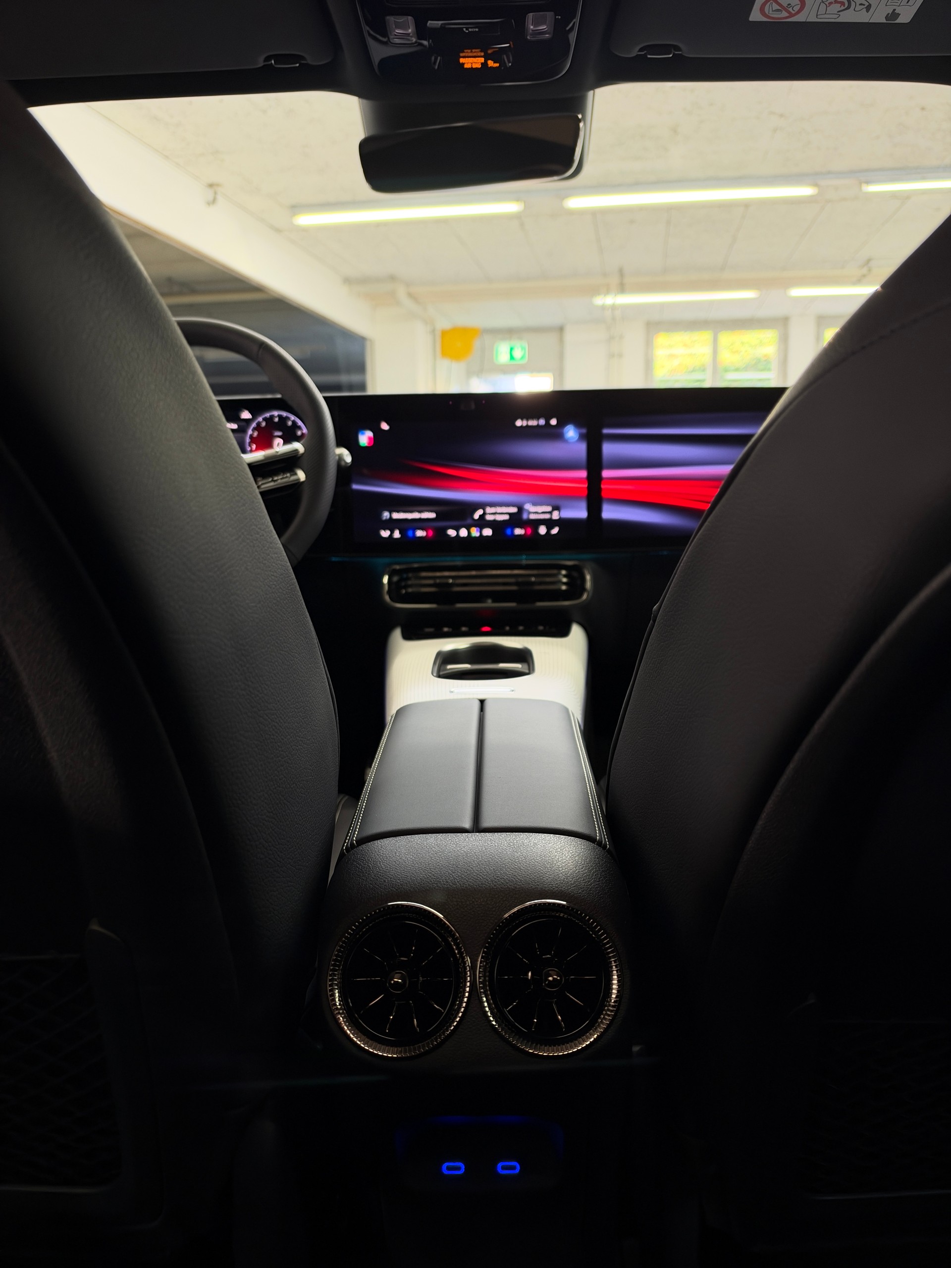 MERCEDES-BENZ CLA Shooting Brake 220 4Matic-image-13
