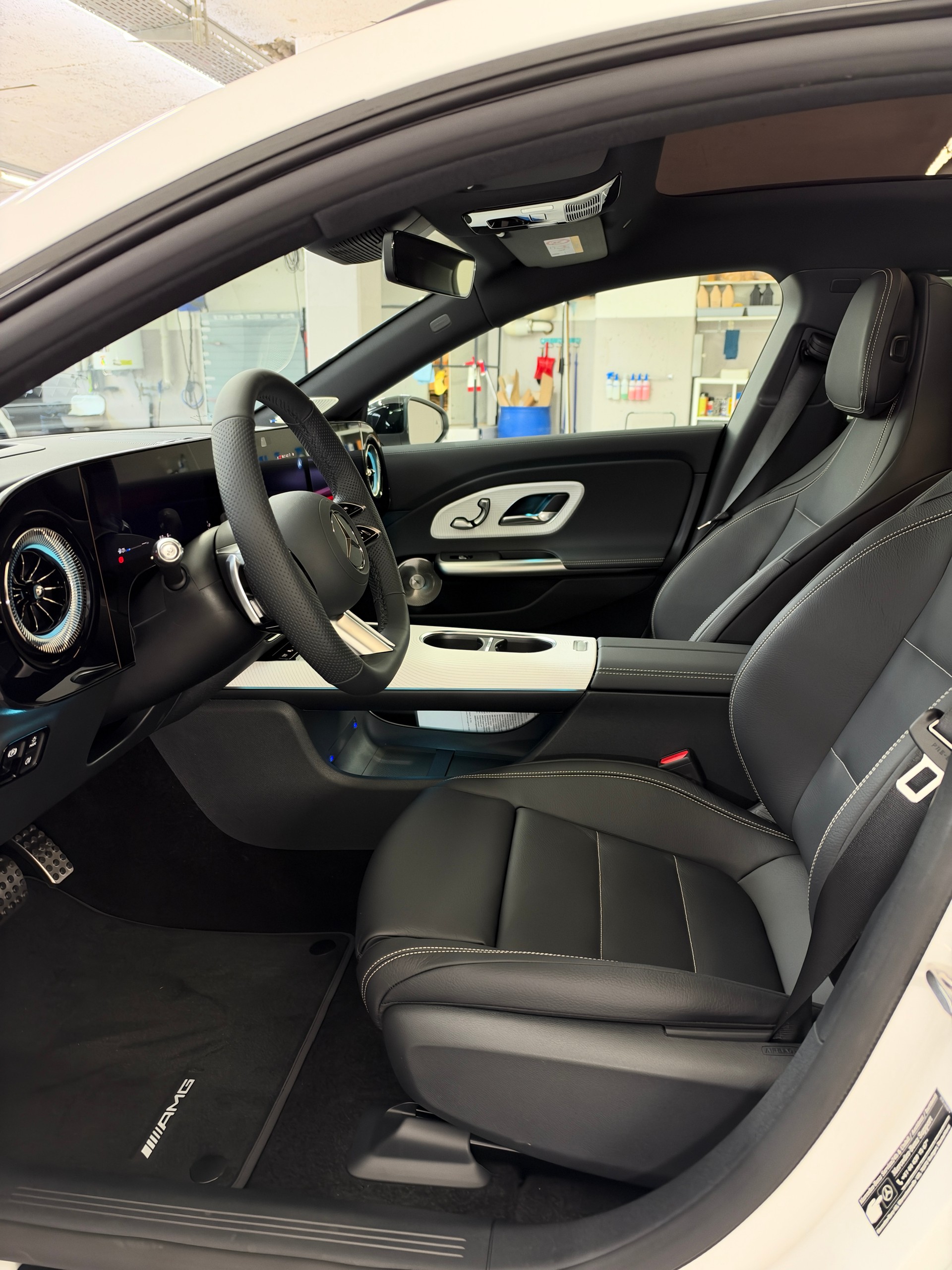 MERCEDES-BENZ CLA Shooting Brake 220 4Matic-image-6