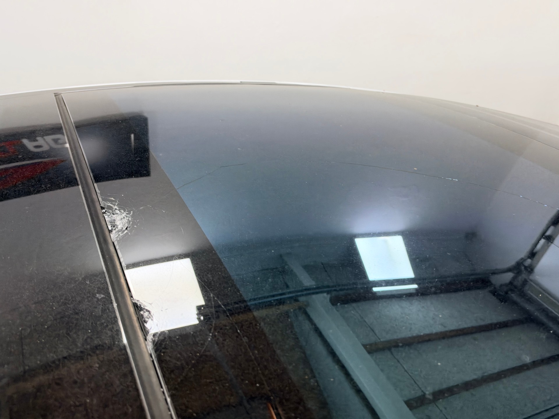 TESLA Model S 85 Performance FREE SUPERCHARGER-image-7