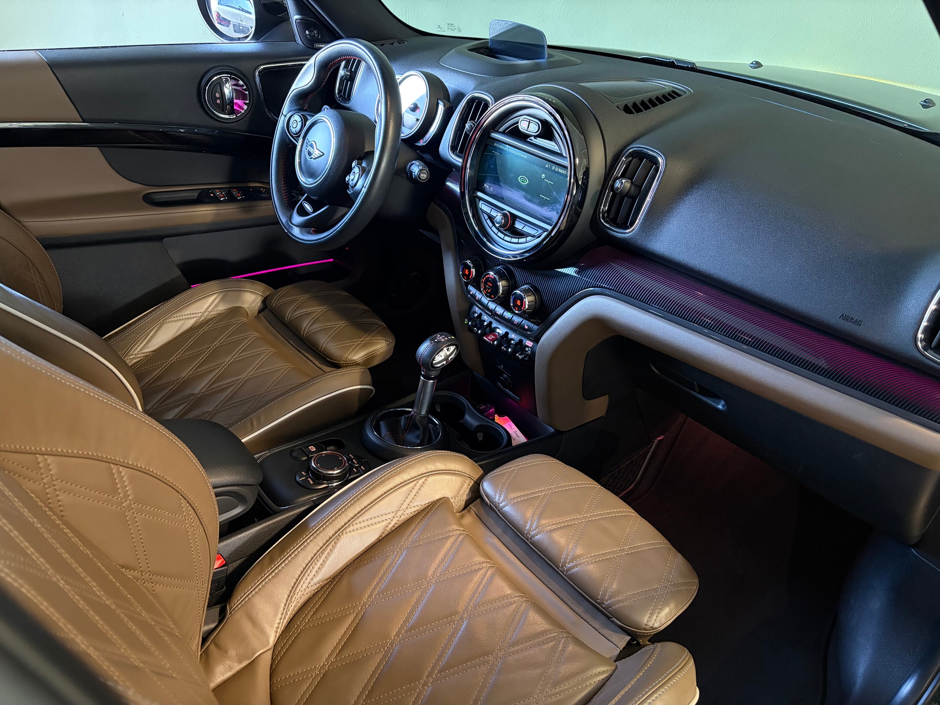 MINI Countryman Cooper S ALL4 Steptronic *CH-Fahrzeug*Panoramadach*Ab MFK*-image-14