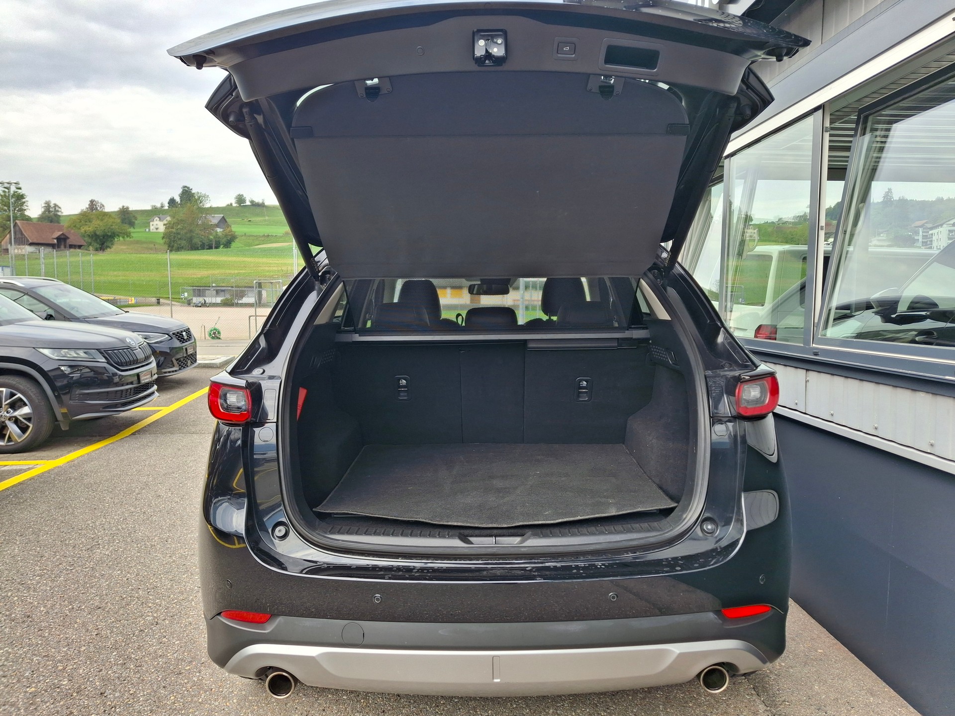 MAZDA CX-5 SKYACTIV-G 194 Newground AWD Automat-image-3