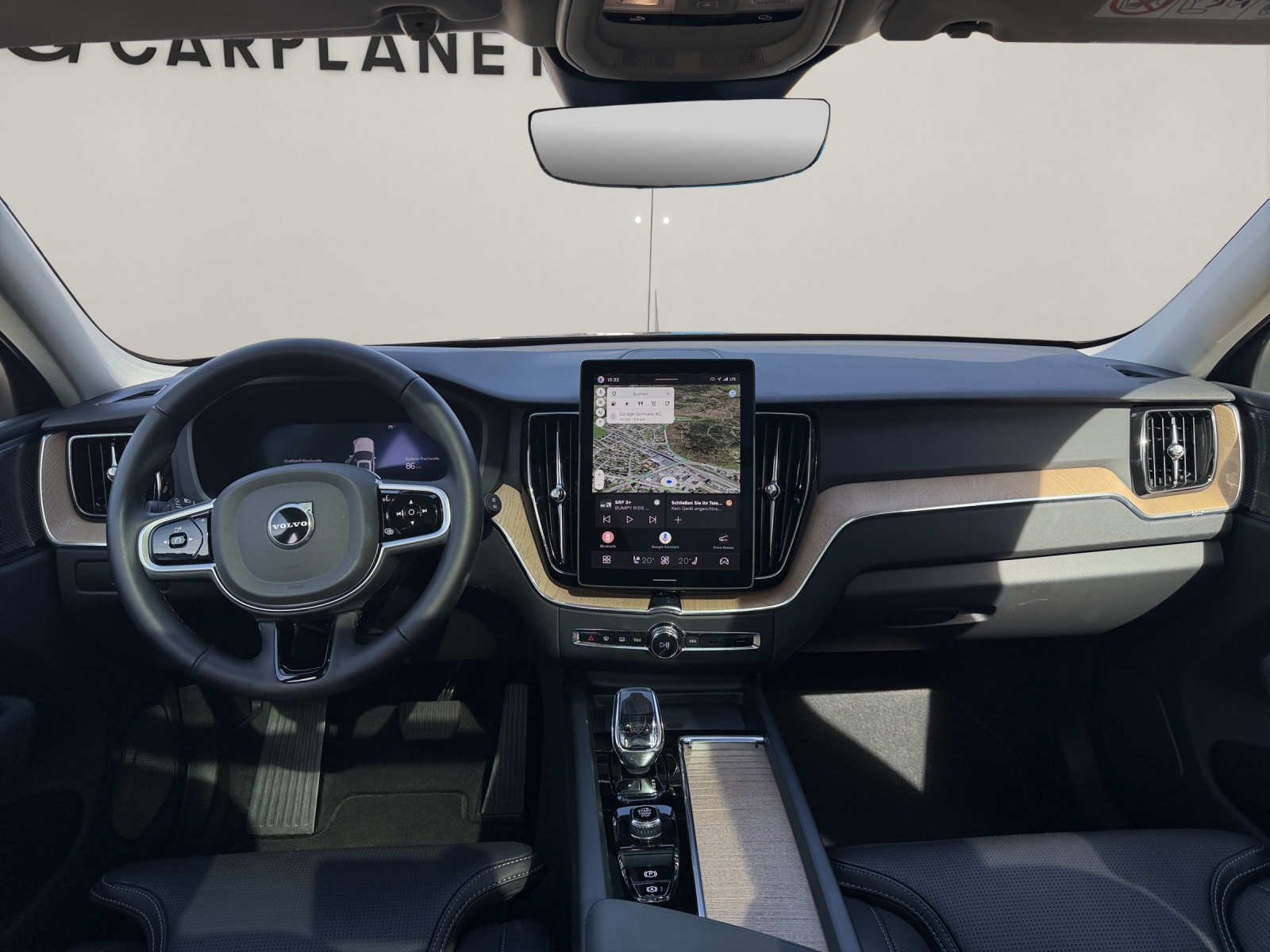VOLVO XC60 2.0 T6 TE Plus Dark eAWD-image-10