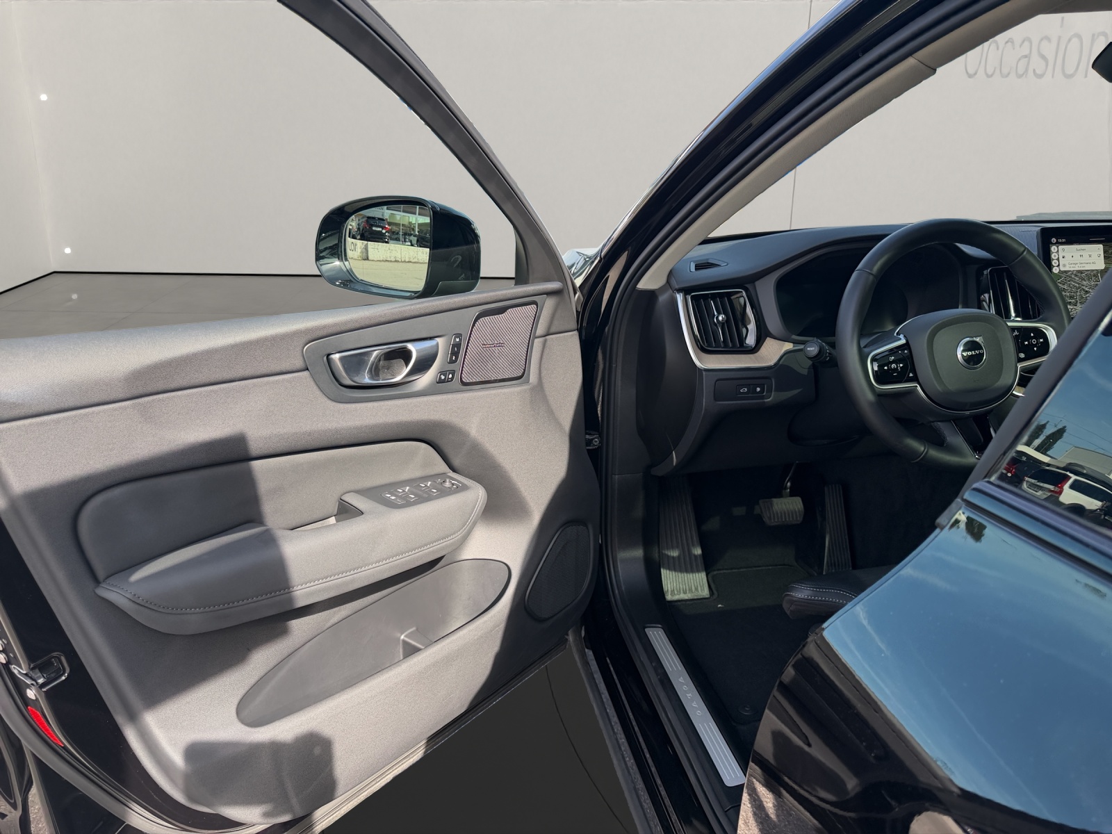 VOLVO XC60 2.0 T6 TE Plus Dark eAWD-image-7
