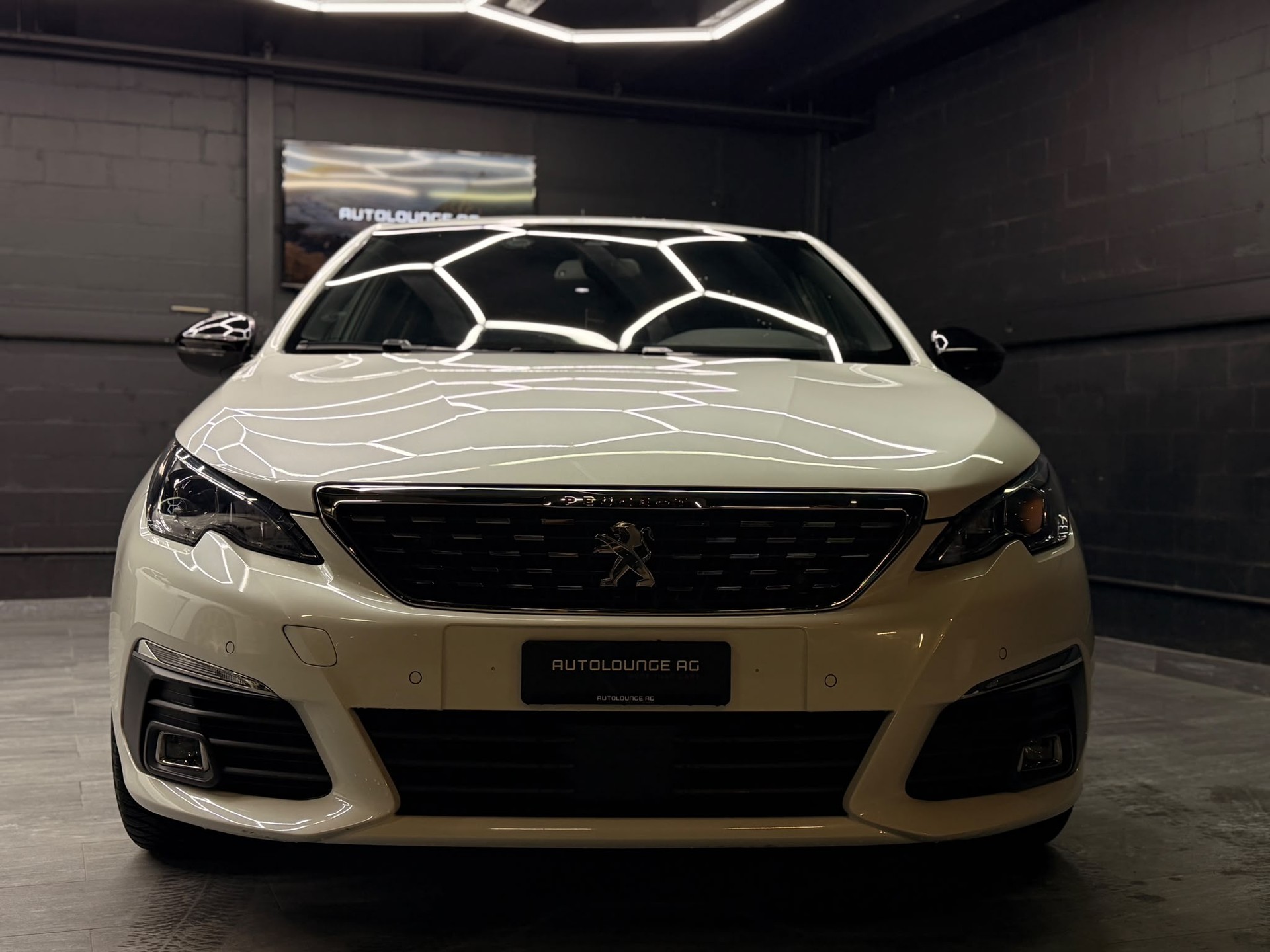 PEUGEOT 308 2.0 BlueHDI GT Line-image-1