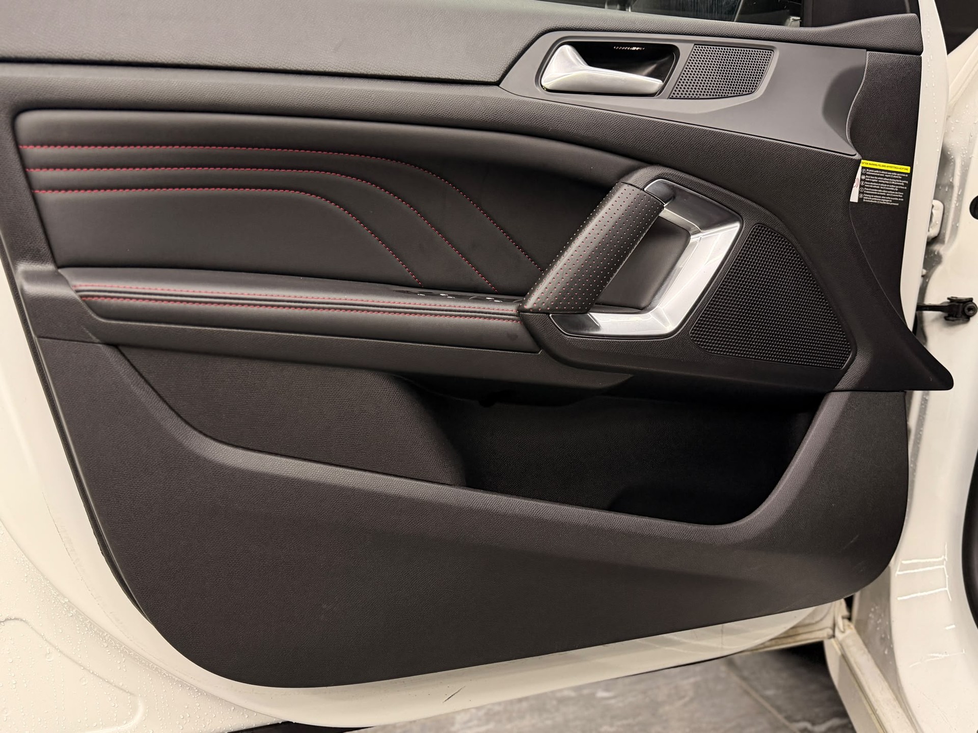 PEUGEOT 308 2.0 BlueHDI GT Line-image-23