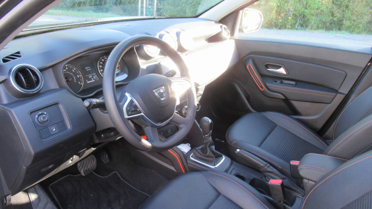 DACIA Duster 1.3 TCe 150 Extreme EDC-image-4