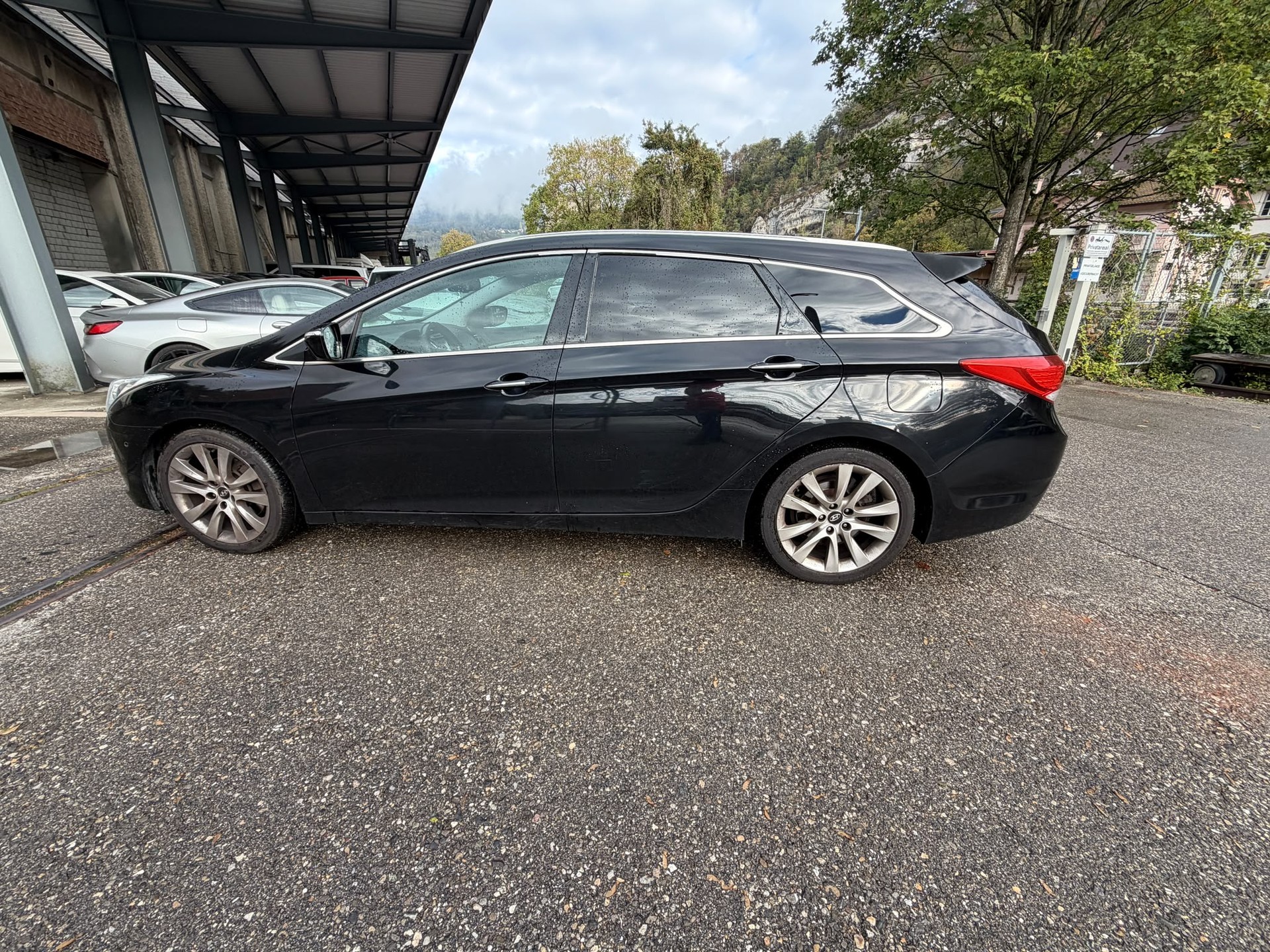 HYUNDAI i40 Wagon 1.7 CRDI Premium Automatic-image-13
