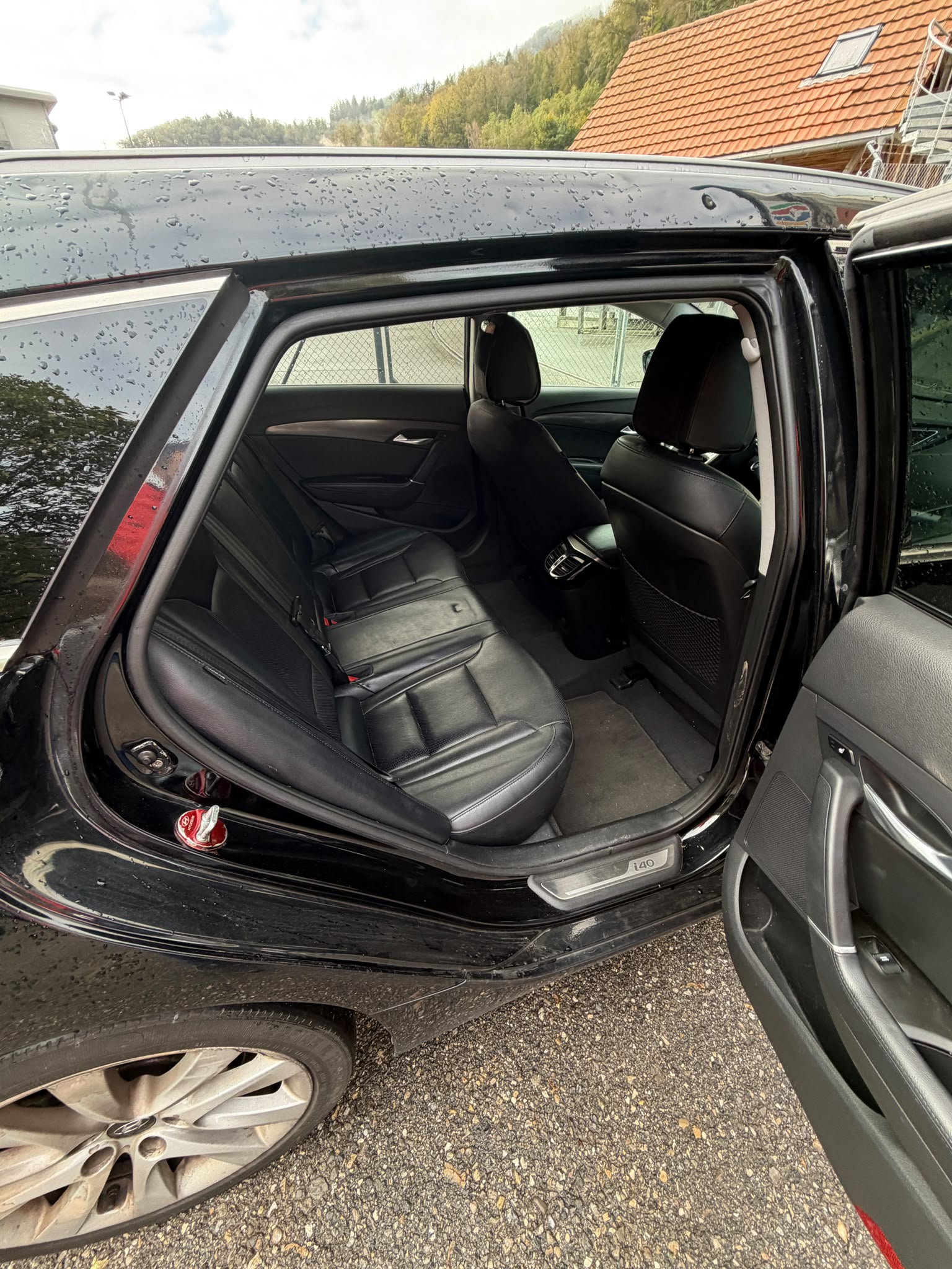 HYUNDAI i40 Wagon 1.7 CRDI Premium Automatic-image-15