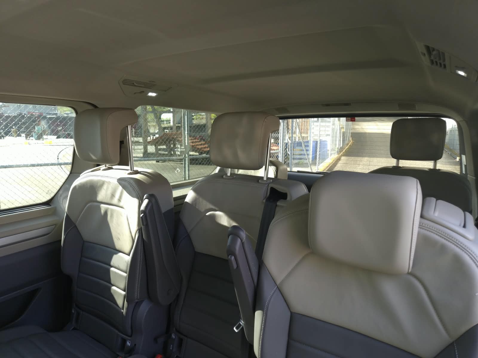 VW Multivan 2.0 TDI Life DSG Lang-image-12