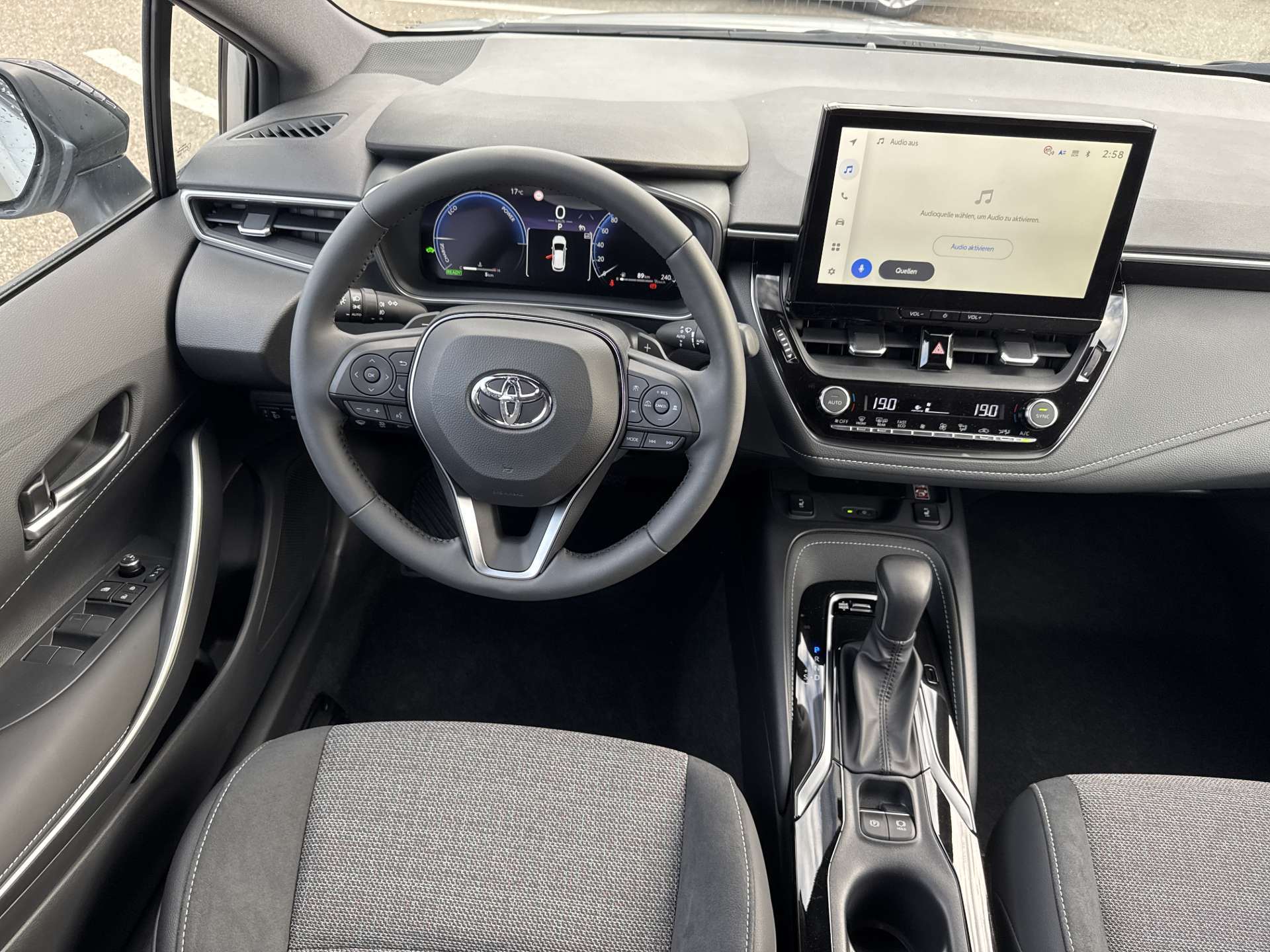 TOYOTA Corolla Touring Sports 2.0 HSD Teamplayer e-CVT Automat-image-4