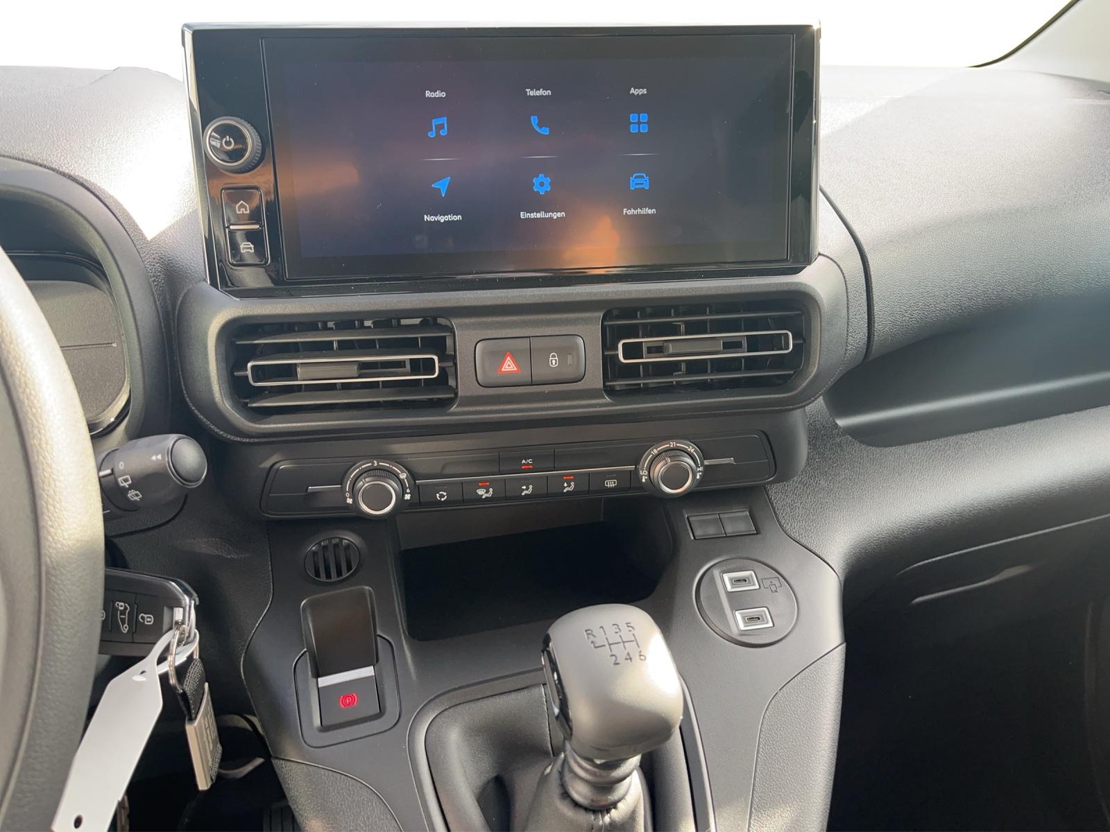 TOYOTA Proace City Verso L1 1.2 110 Comfort-image-10