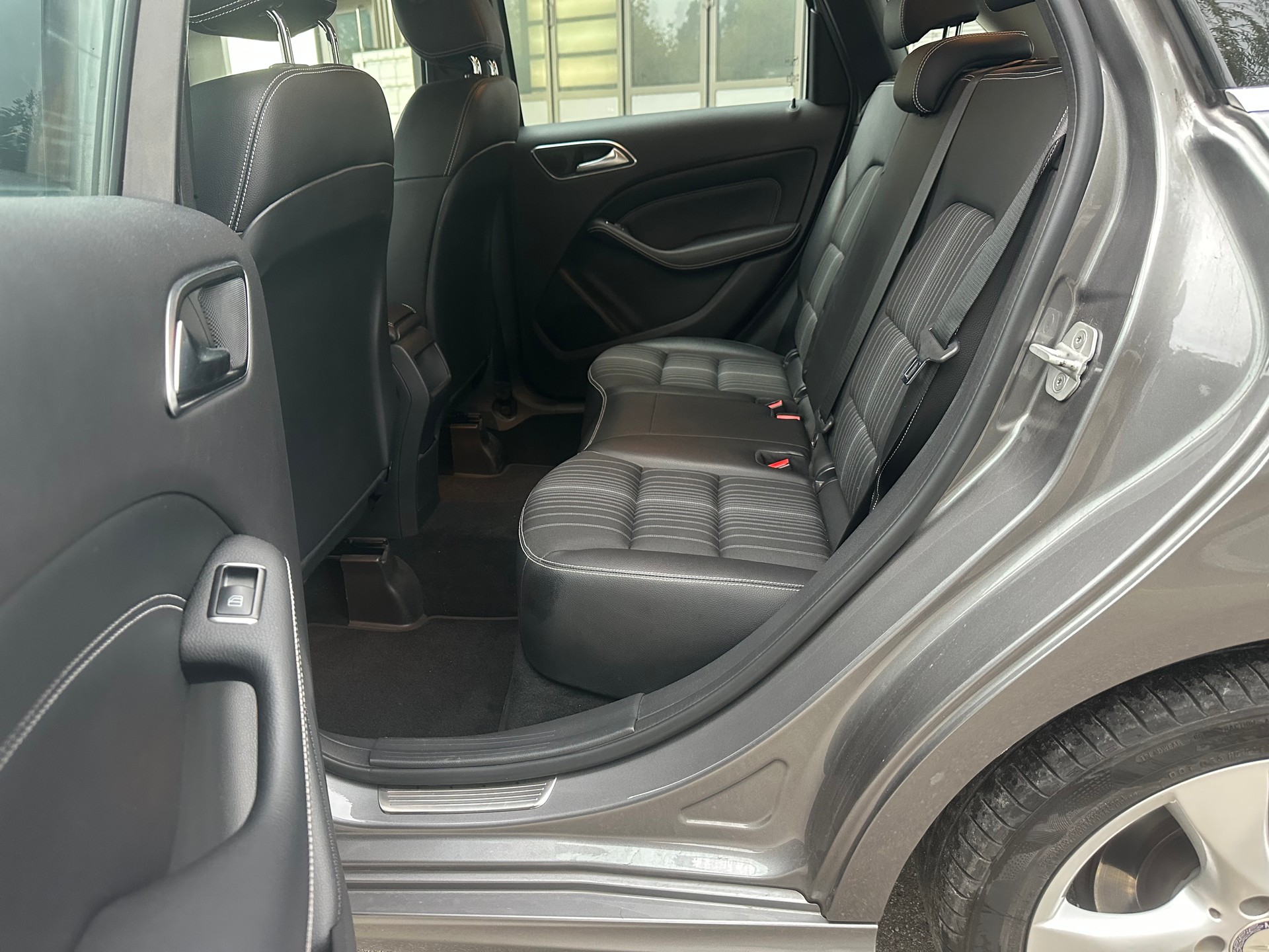 MERCEDES-BENZ CDI-image-11