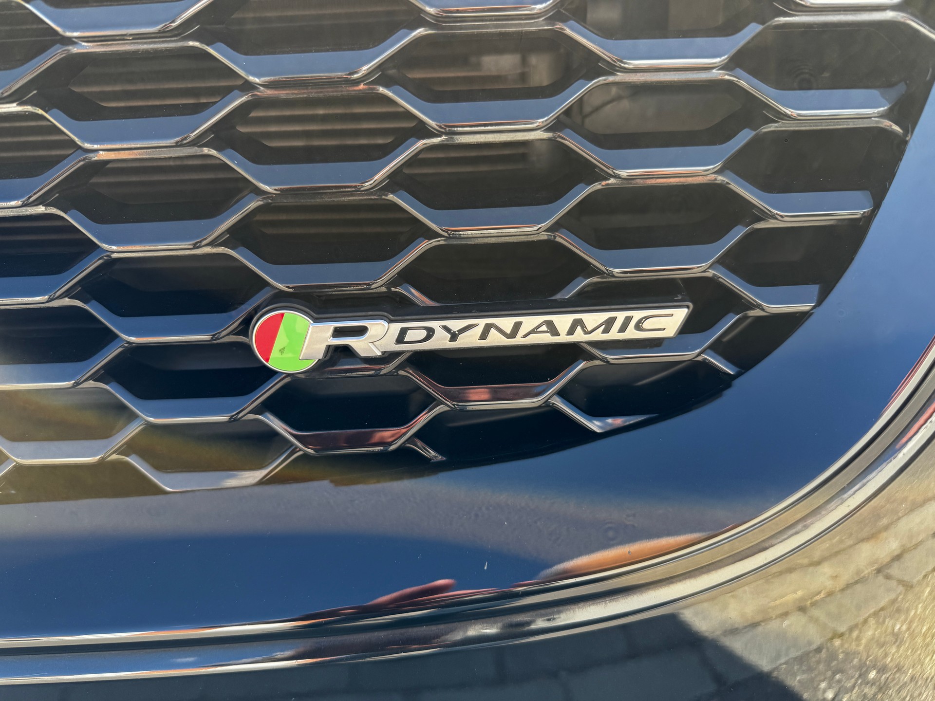 JAGUAR E-Pace 2.0 P250 R-Dynamic HSE AWD-image-9