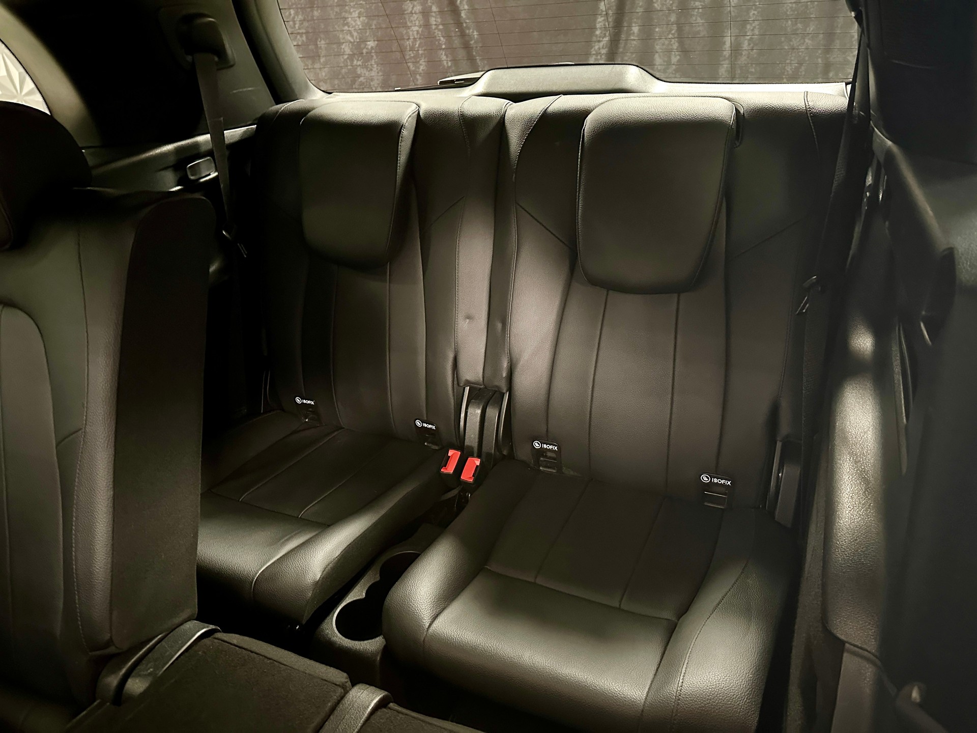 MERCEDES-BENZ GLB 250 4Matic Progressive **7-PLÄTZER** 8G-Tronic-image-15