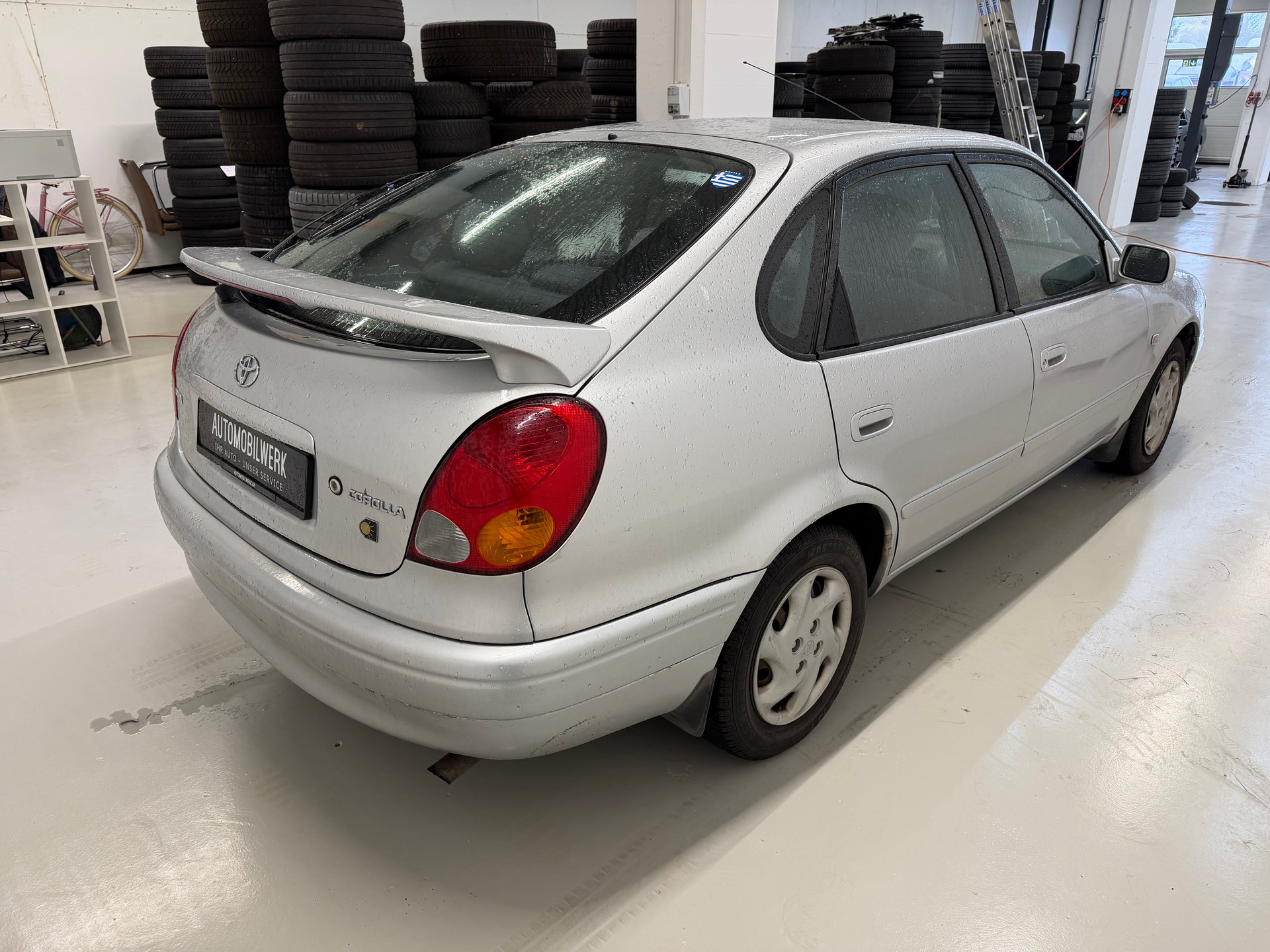 TOYOTA Corolla 1.6 Linea Sol plus-image-4