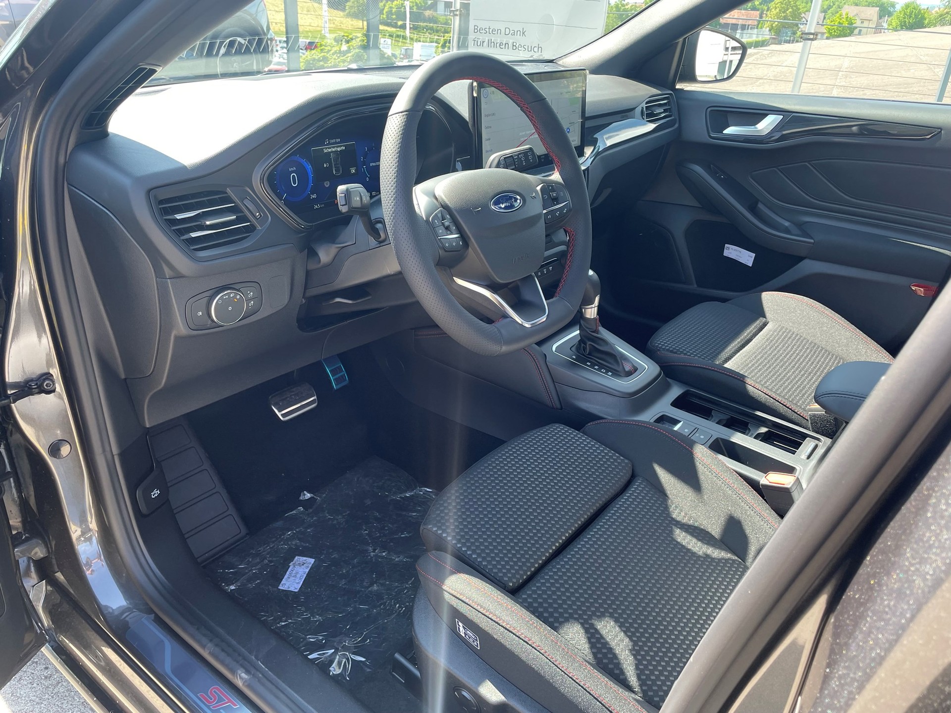 FORD Focus1.0 MHEV ST-Line X A-image-12