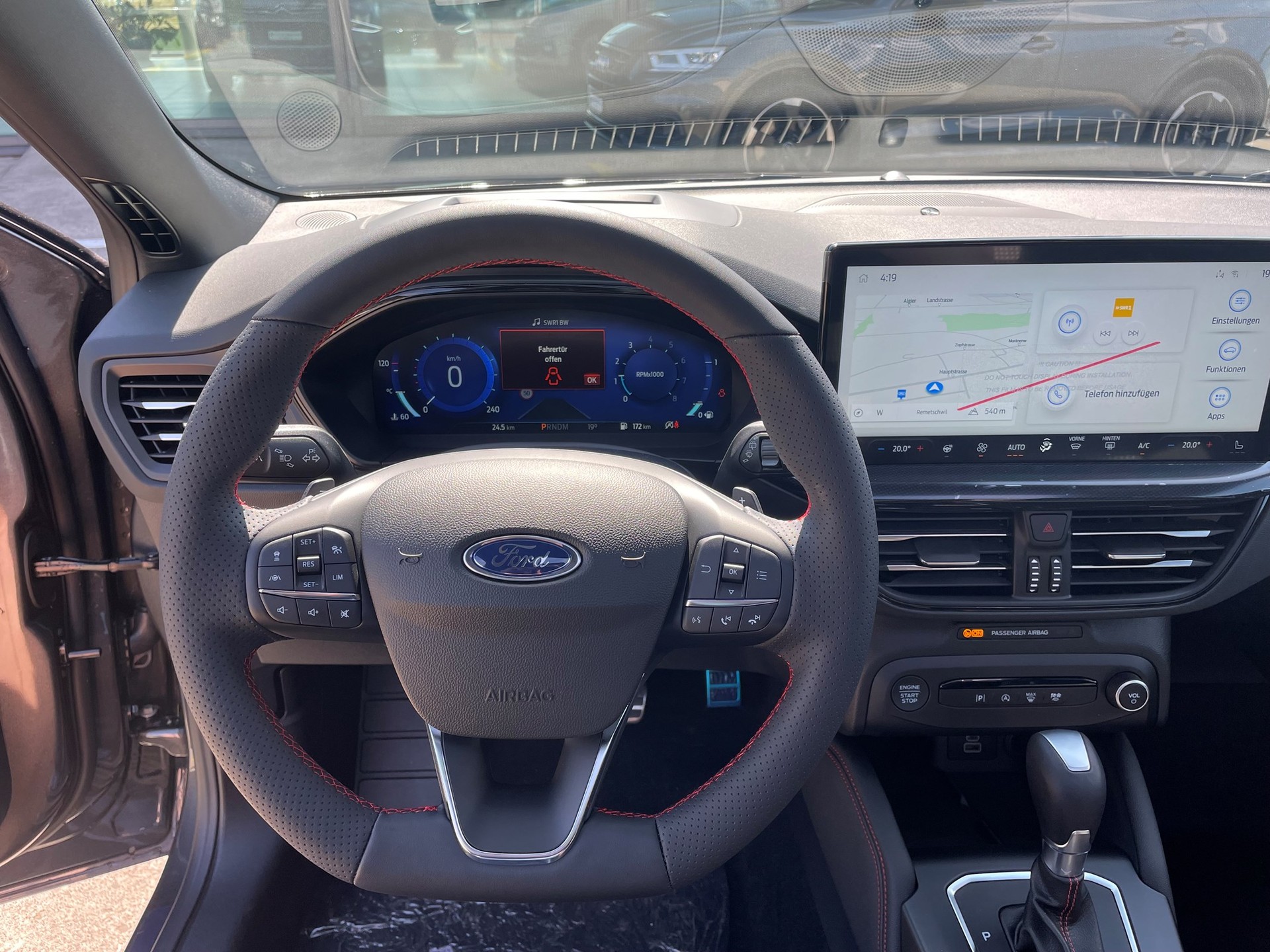 FORD Focus1.0 MHEV ST-Line X A-image-17