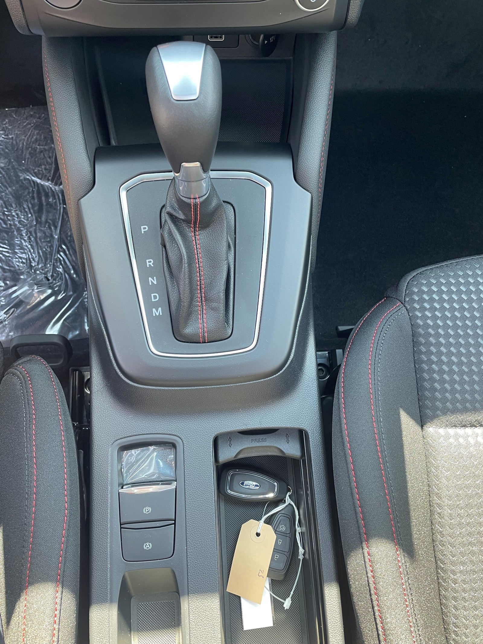 FORD Focus1.0 MHEV ST-Line X A-image-13