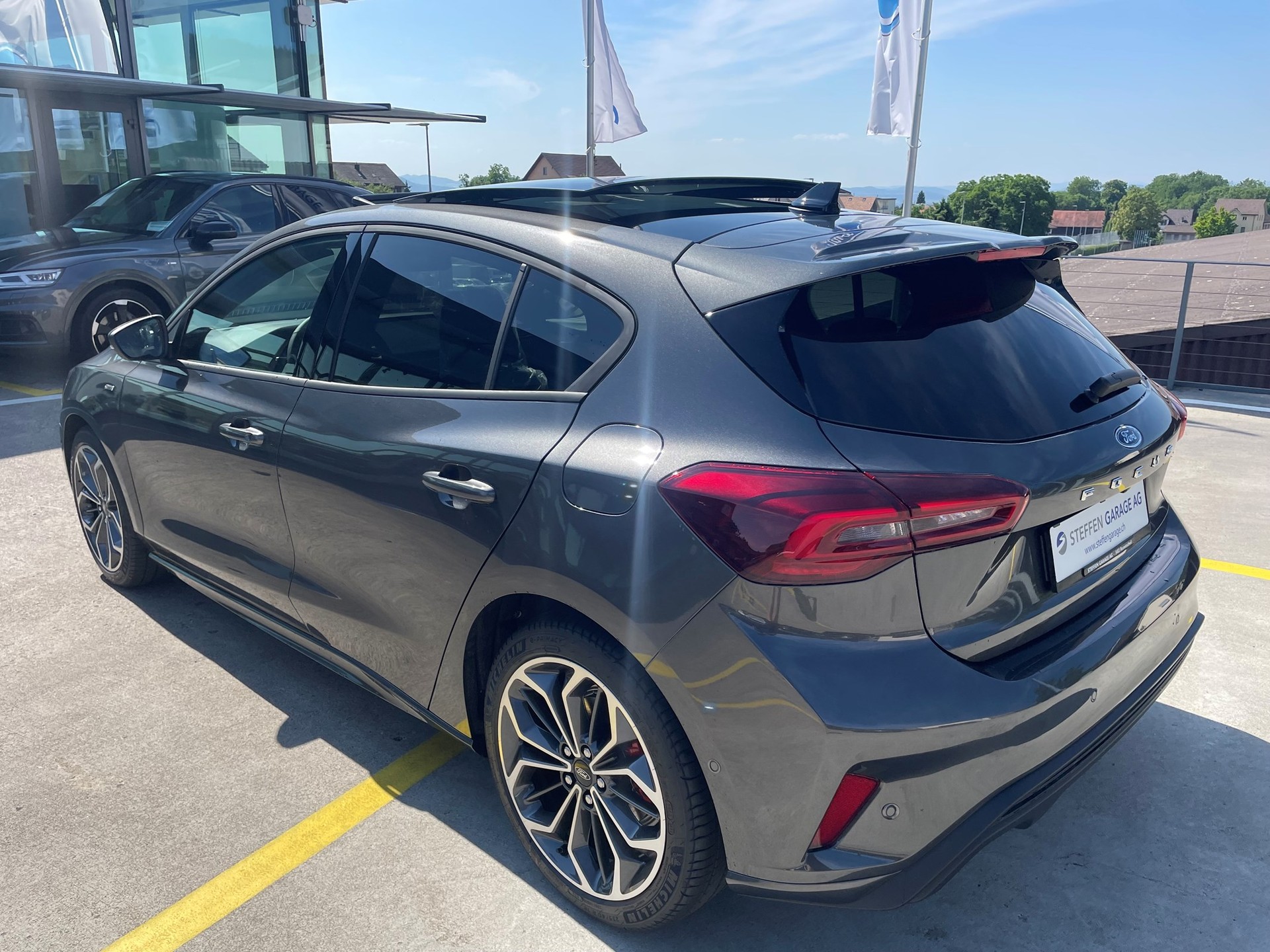 FORD Focus1.0 MHEV ST-Line X A-image-5