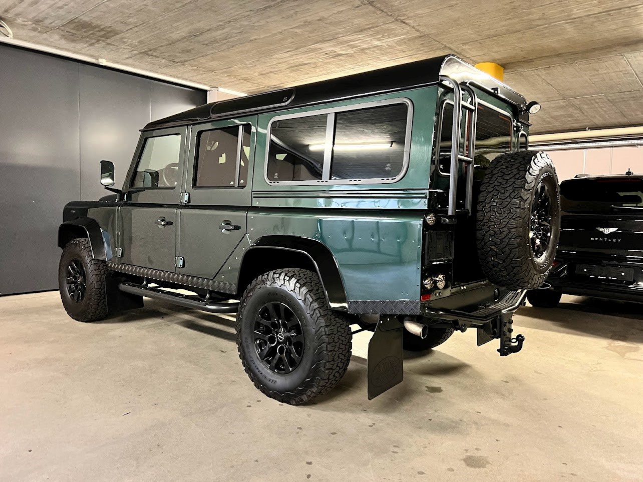 LAND ROVER Defender 110 SW 2.4Tdc-image-7