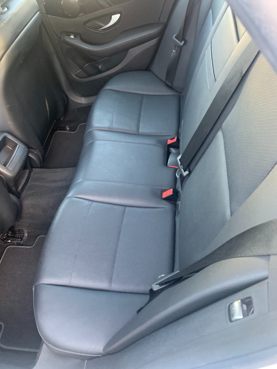 MERCEDES-BENZ C 200 Exclusive 4Matic 7G-Tronic-image-2