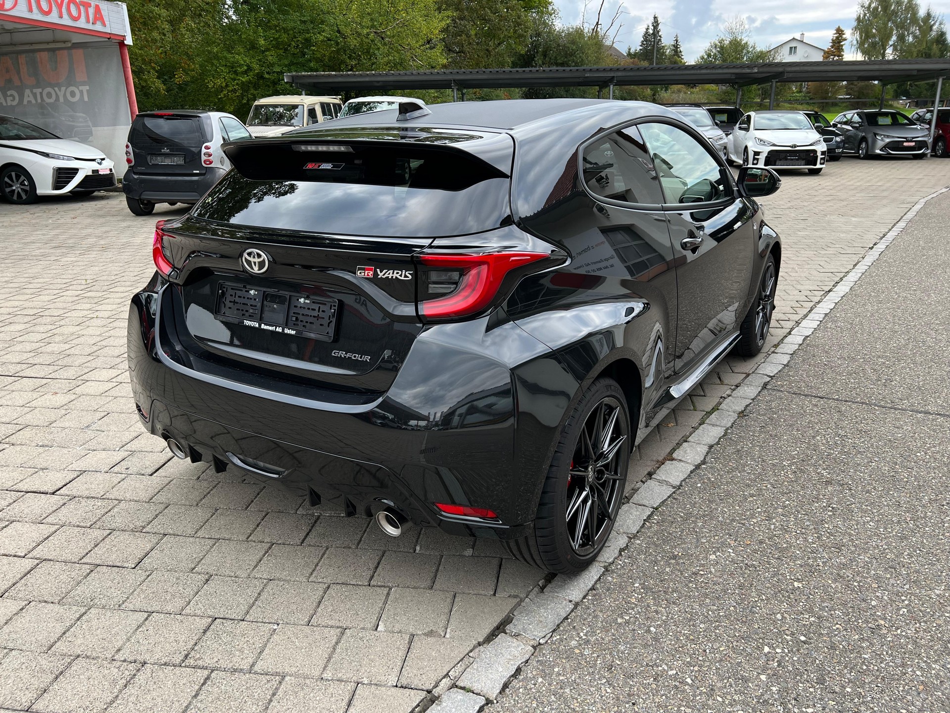 TOYOTA GR Yaris 1.6 Turbo Sport 4x4-image-5