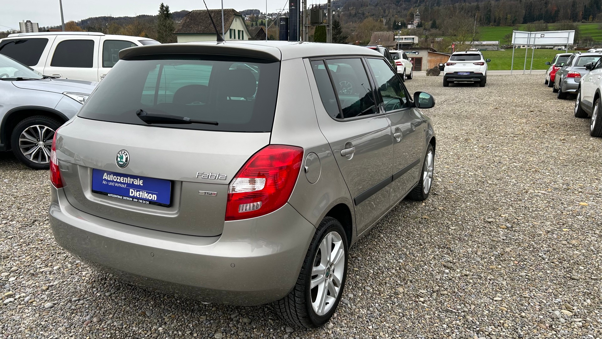 SKODA Fabia 1.2 TSI Elegance-image-17