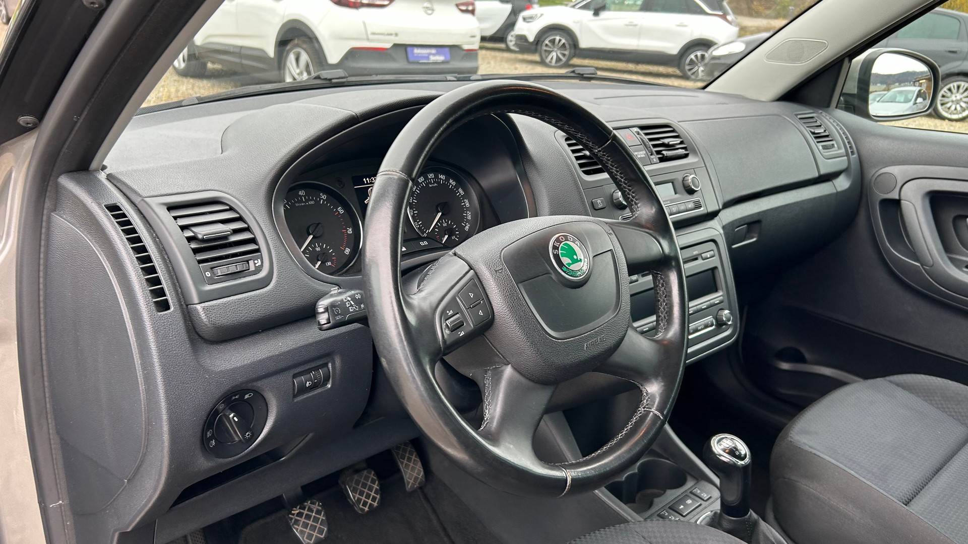 SKODA Fabia 1.2 TSI Elegance-image-2