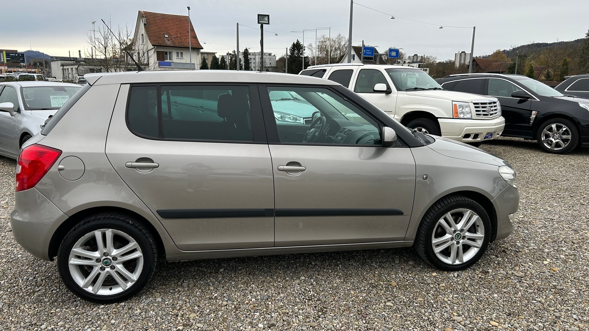 SKODA Fabia 1.2 TSI Elegance-image-15