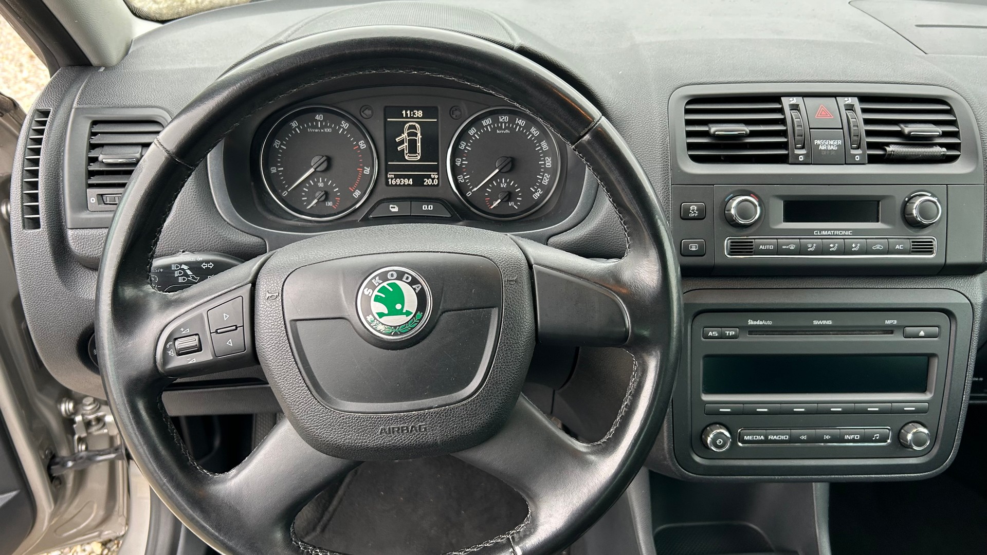 SKODA Fabia 1.2 TSI Elegance-image-4