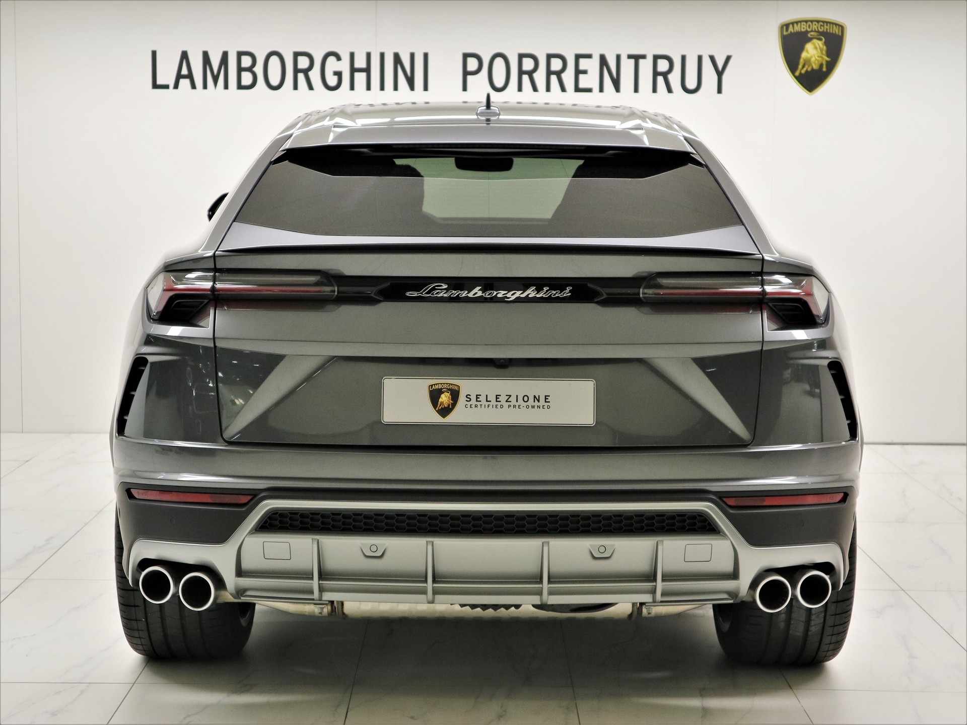 LAMBORGHINI Urus E-Gear-image-3