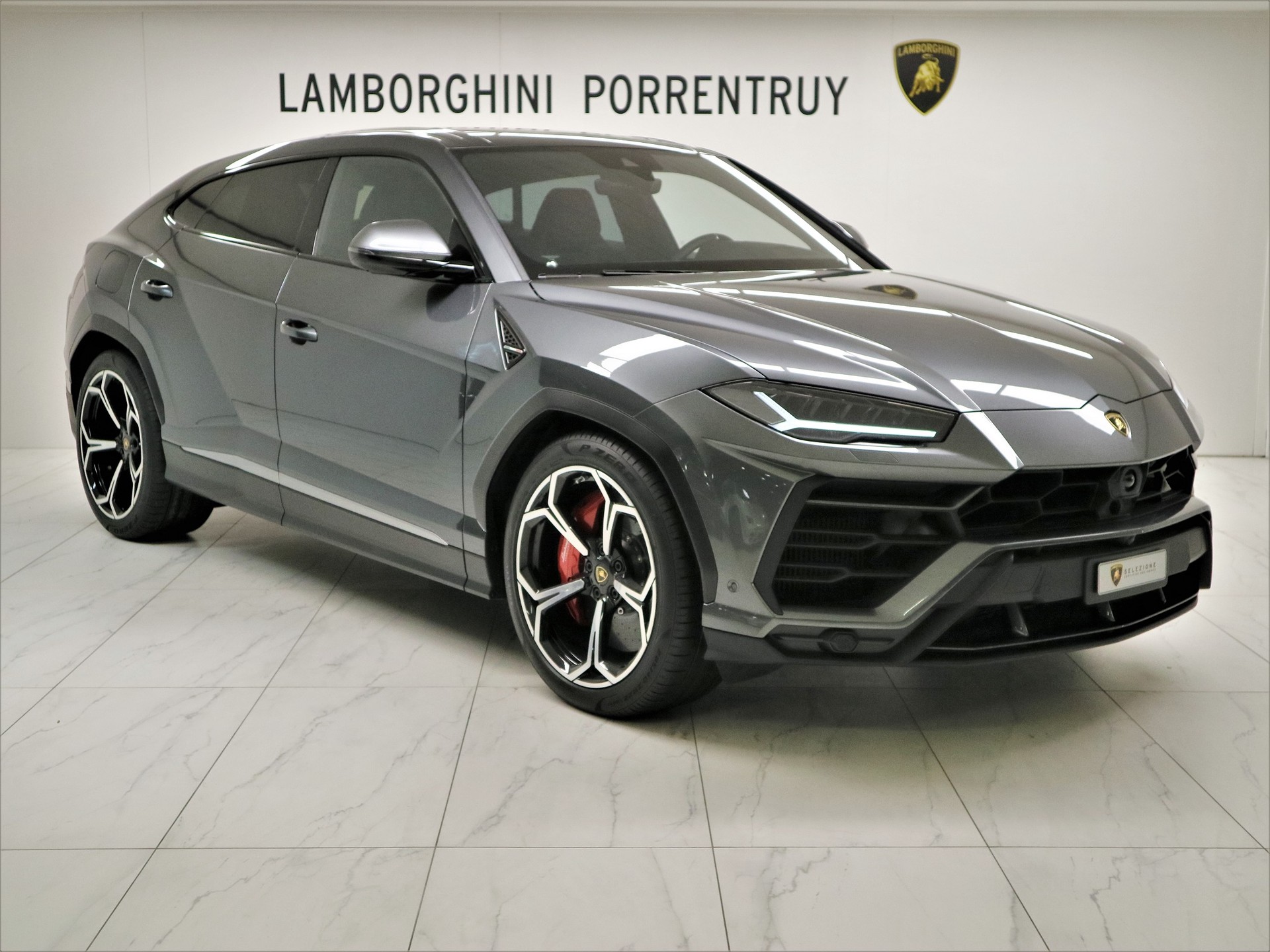 LAMBORGHINI Urus E-Gear