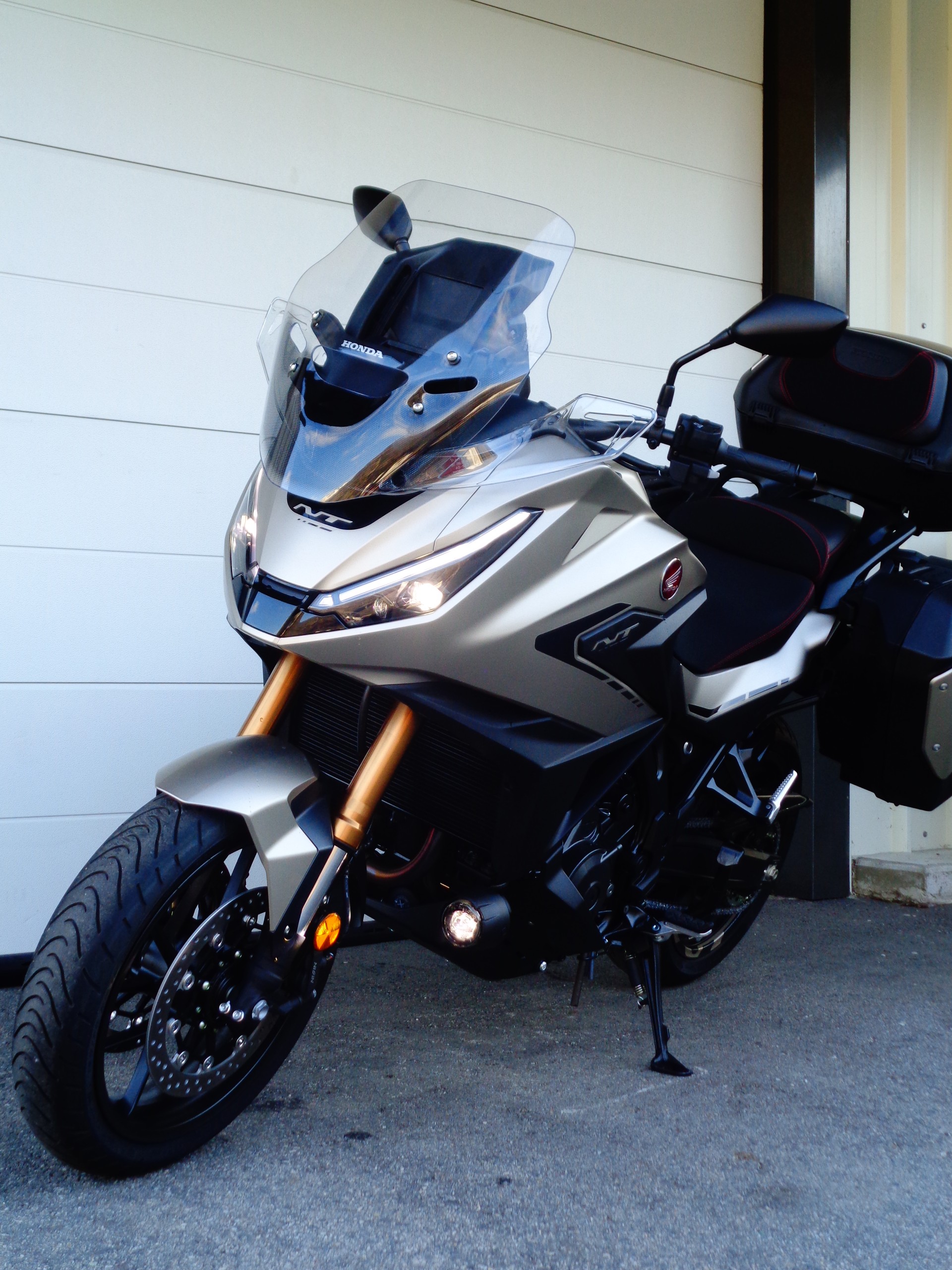 HONDA NT 1100 DCT DE Elektronic Suspension-showroom-element-3