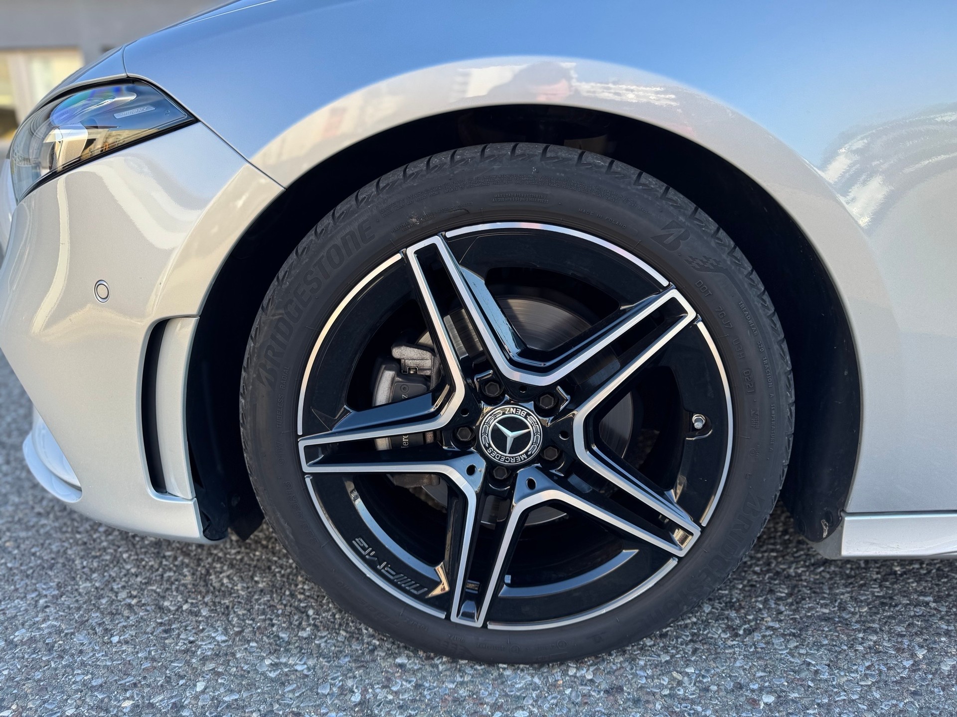 MERCEDES-BENZ A 200 4Matic AMG Line 8G-DCT-image-8