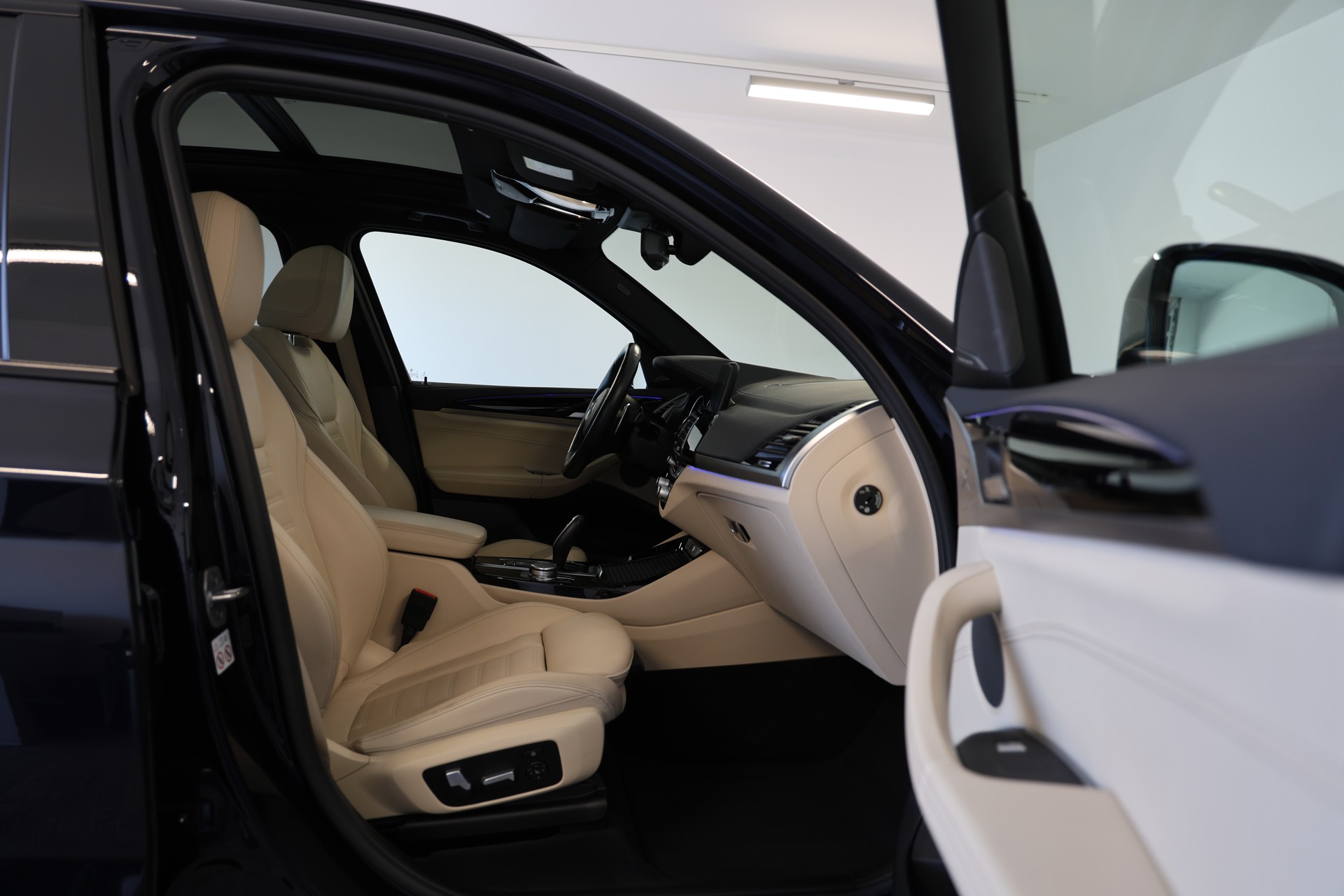 BMW X3 xDrive M40i Steptronic-image-12