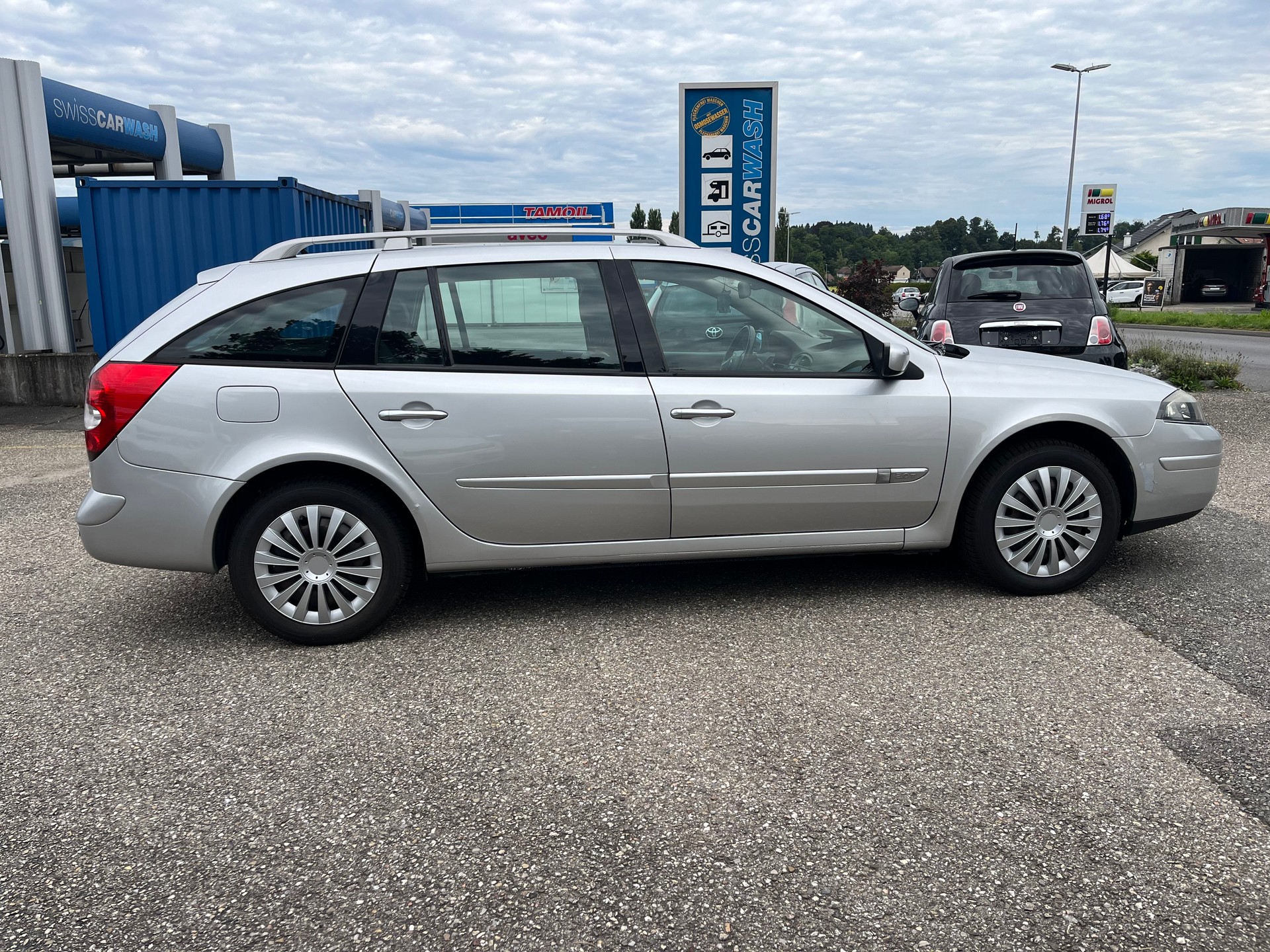 RENAULT Laguna Grandtour 2.0 16V T Dynamique-image-11