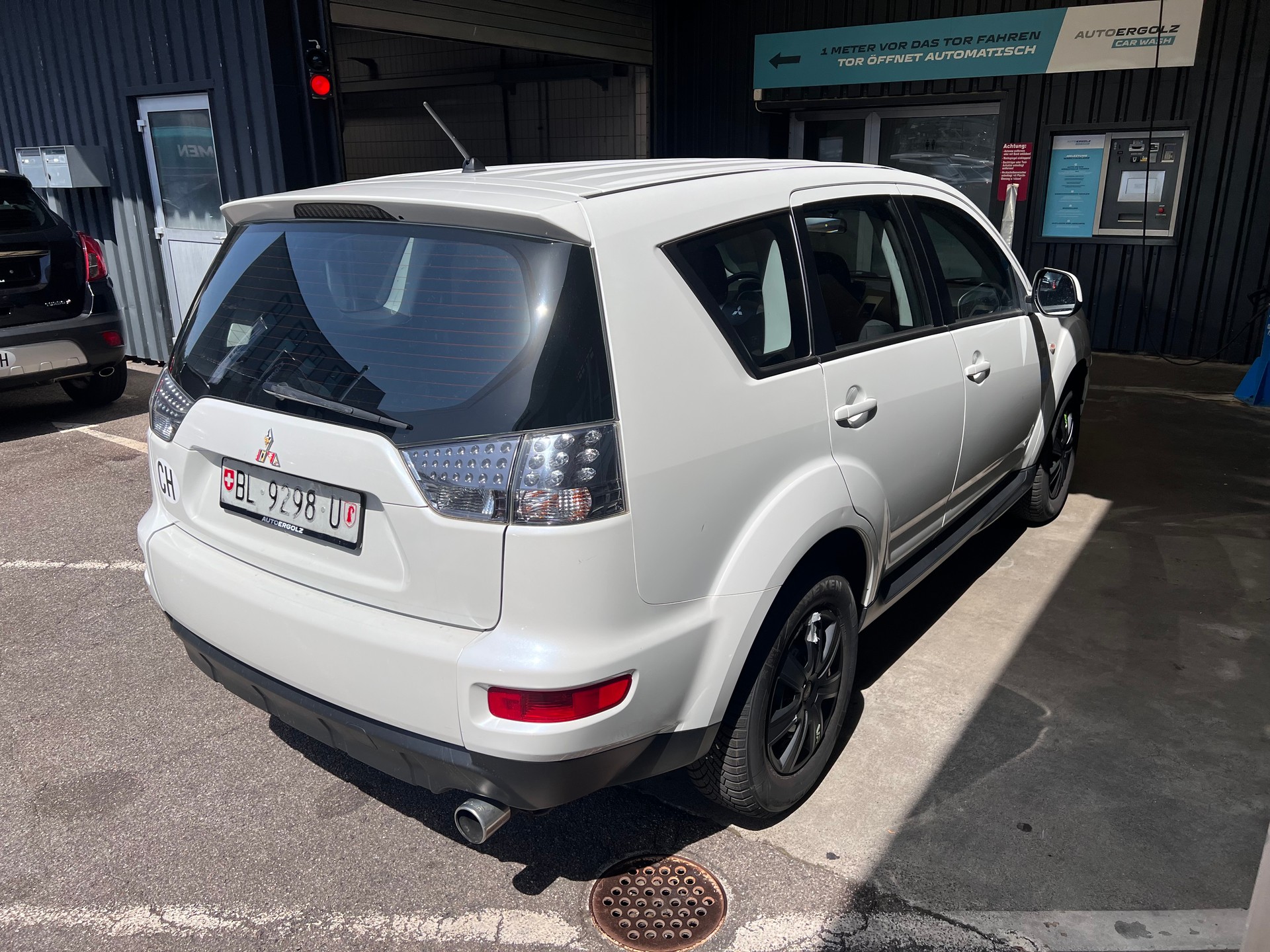 MITSUBISHI Outlander 2.0 Inform 2WD-image-3