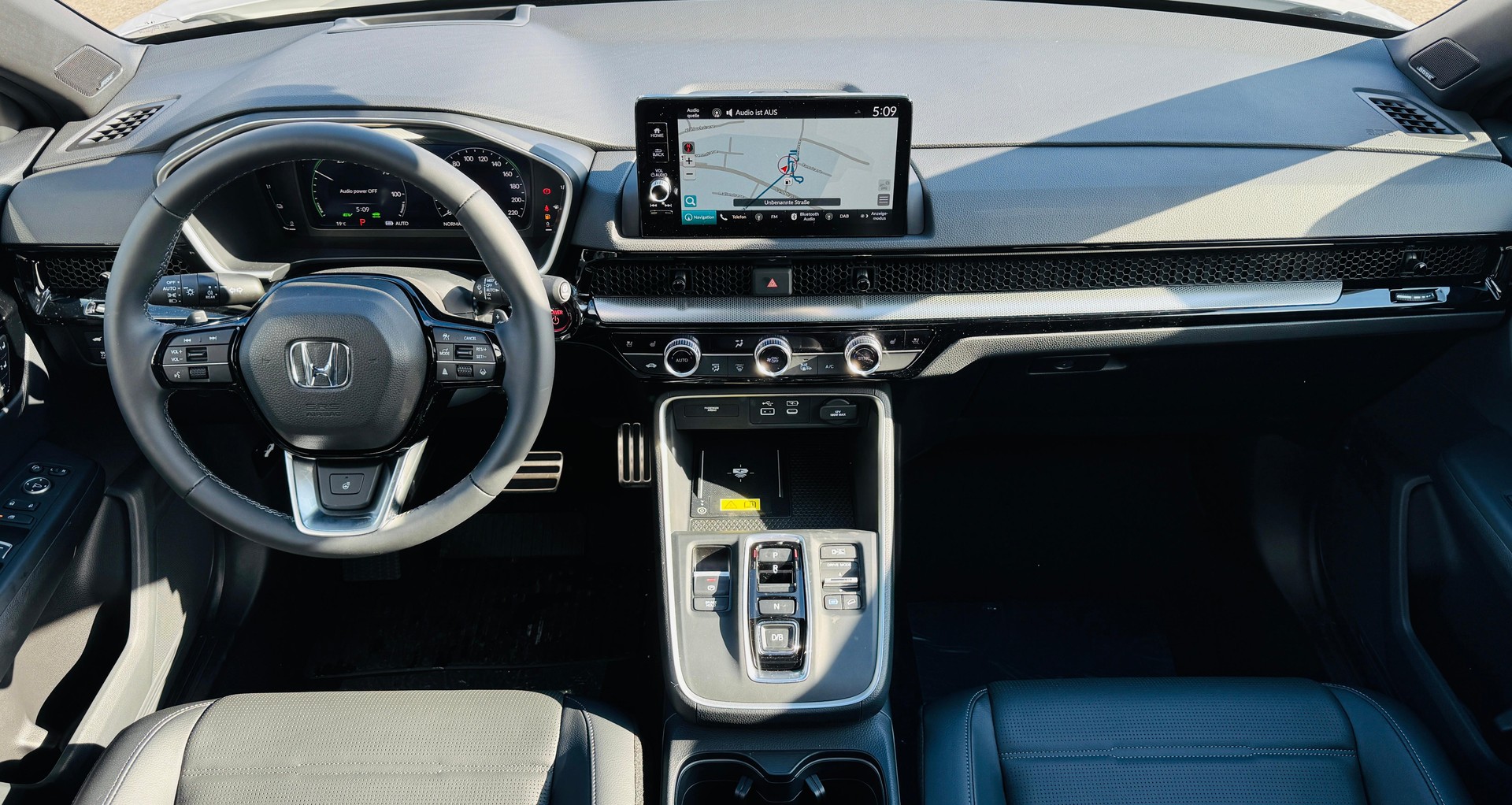 HONDA CR-V 2.0 i-MMD Plug-in Hybrid PHEV Advance Tech 2WD 1.9% Leasing Aktion unschlagbar mit 8 Jahren Garantie-image-14