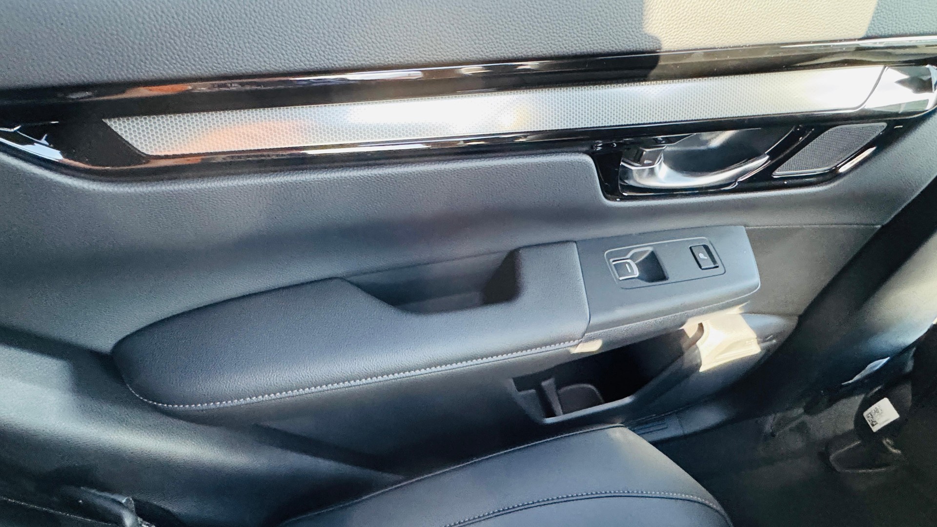 HONDA CR-V 2.0 i-MMD Plug-in Hybrid PHEV Advance Tech 2WD 1.9% Leasing Aktion unschlagbar mit 8 Jahren Garantie-image-17