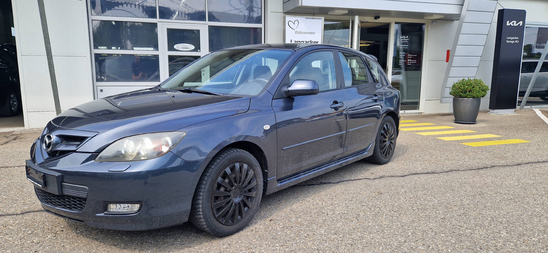 MAZDA 3 Hatchback 2.0 16V Sport-image-1