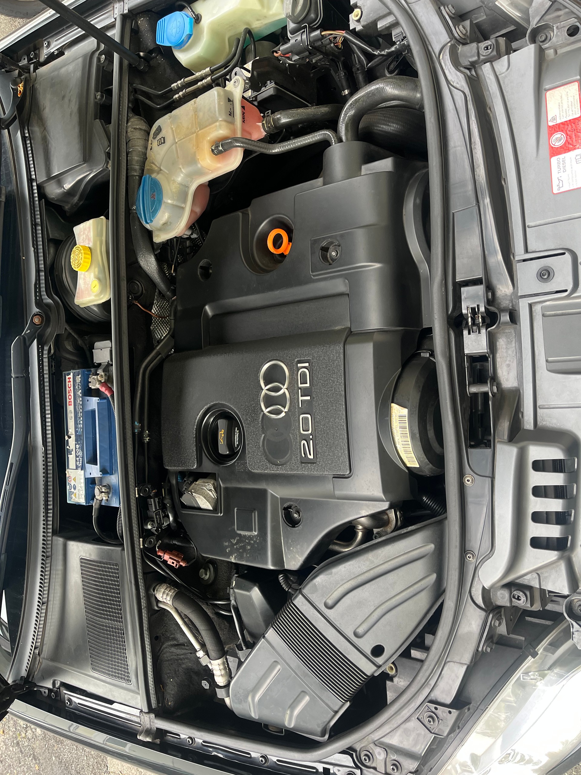 AUDI A4 Avant 2.0 TDI-image-10