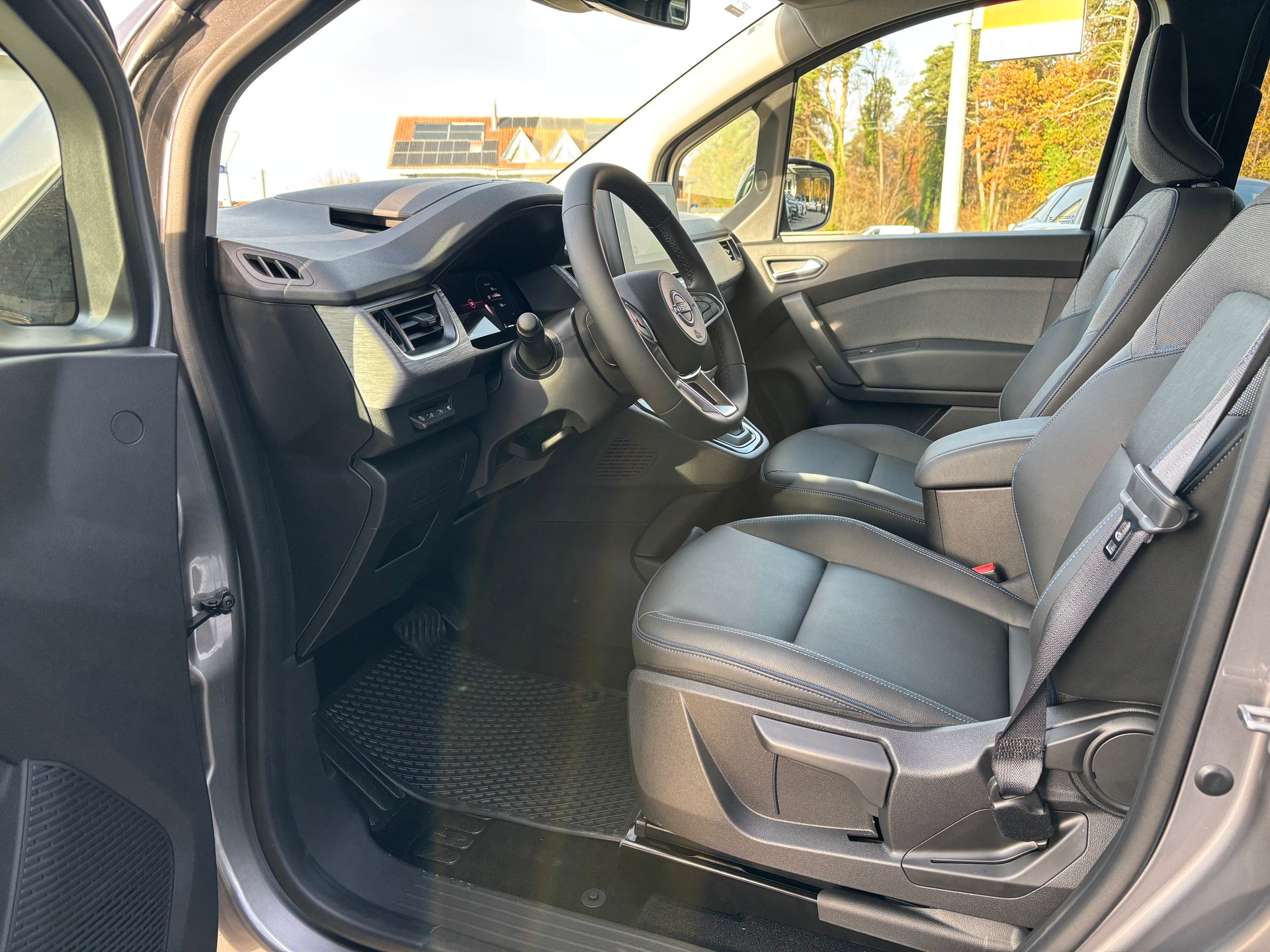 NISSAN Townstar Kombi L1 Tekna 7DCT-image-10